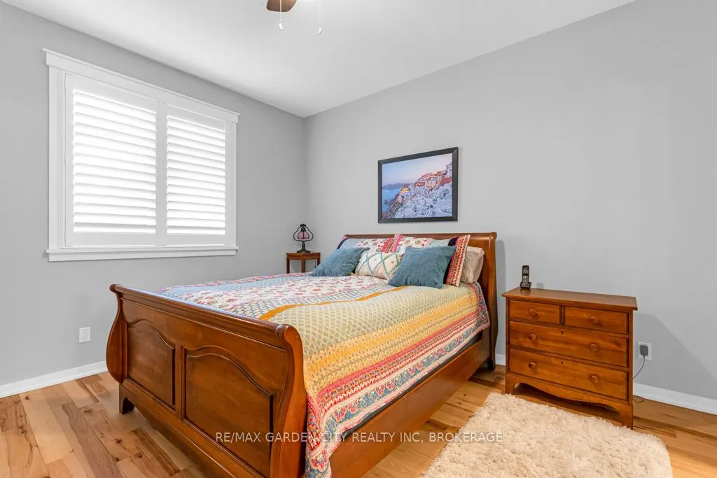 2880 King Street, #20