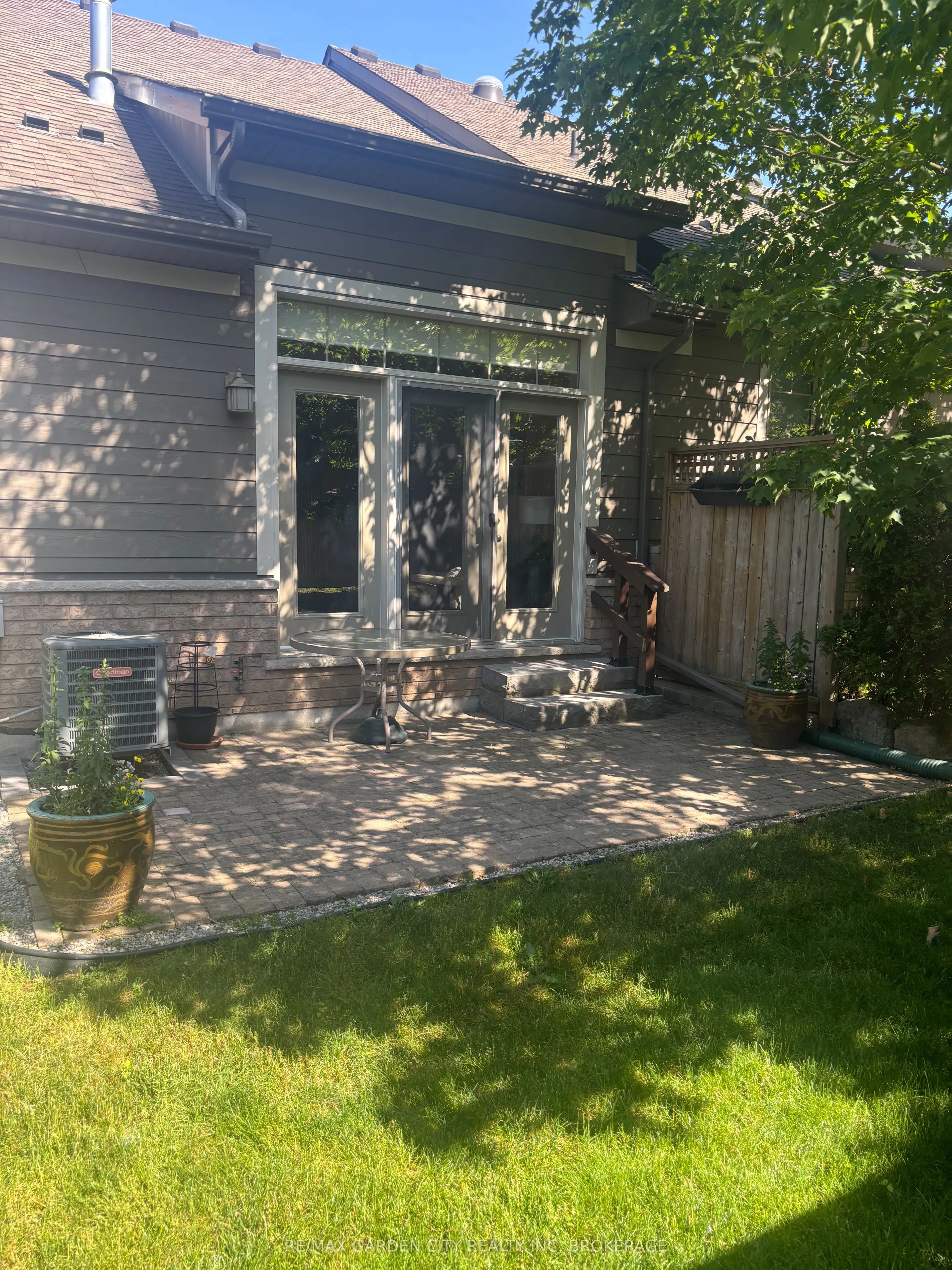 2880 King Street, #20