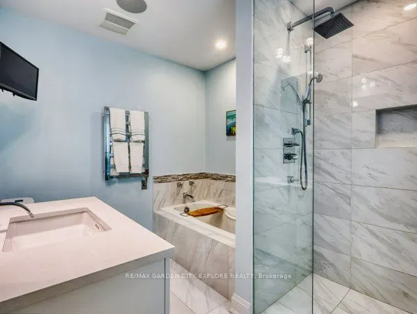 10 Dalhousie Avenue, #101