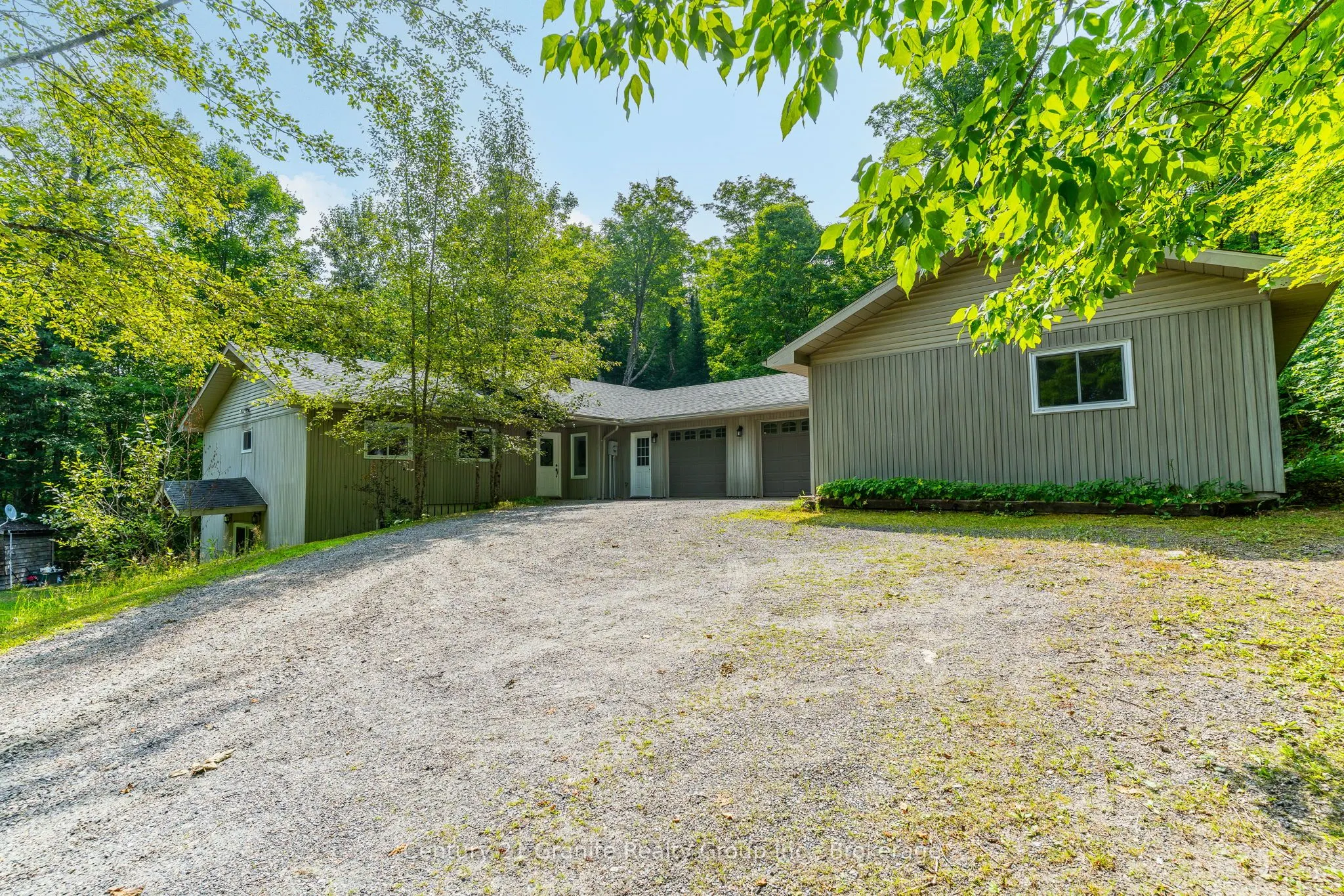 1029 Wigamog Road