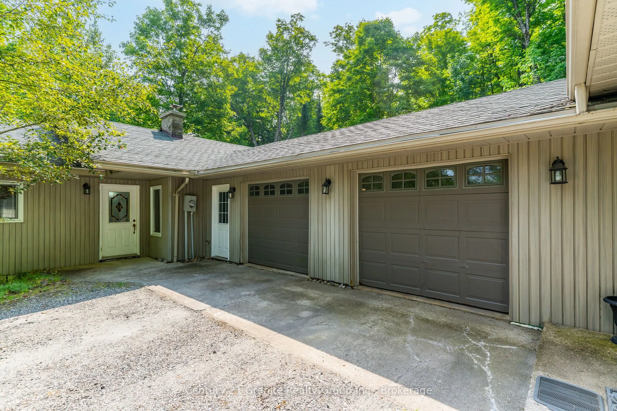 1029 Wigamog Road