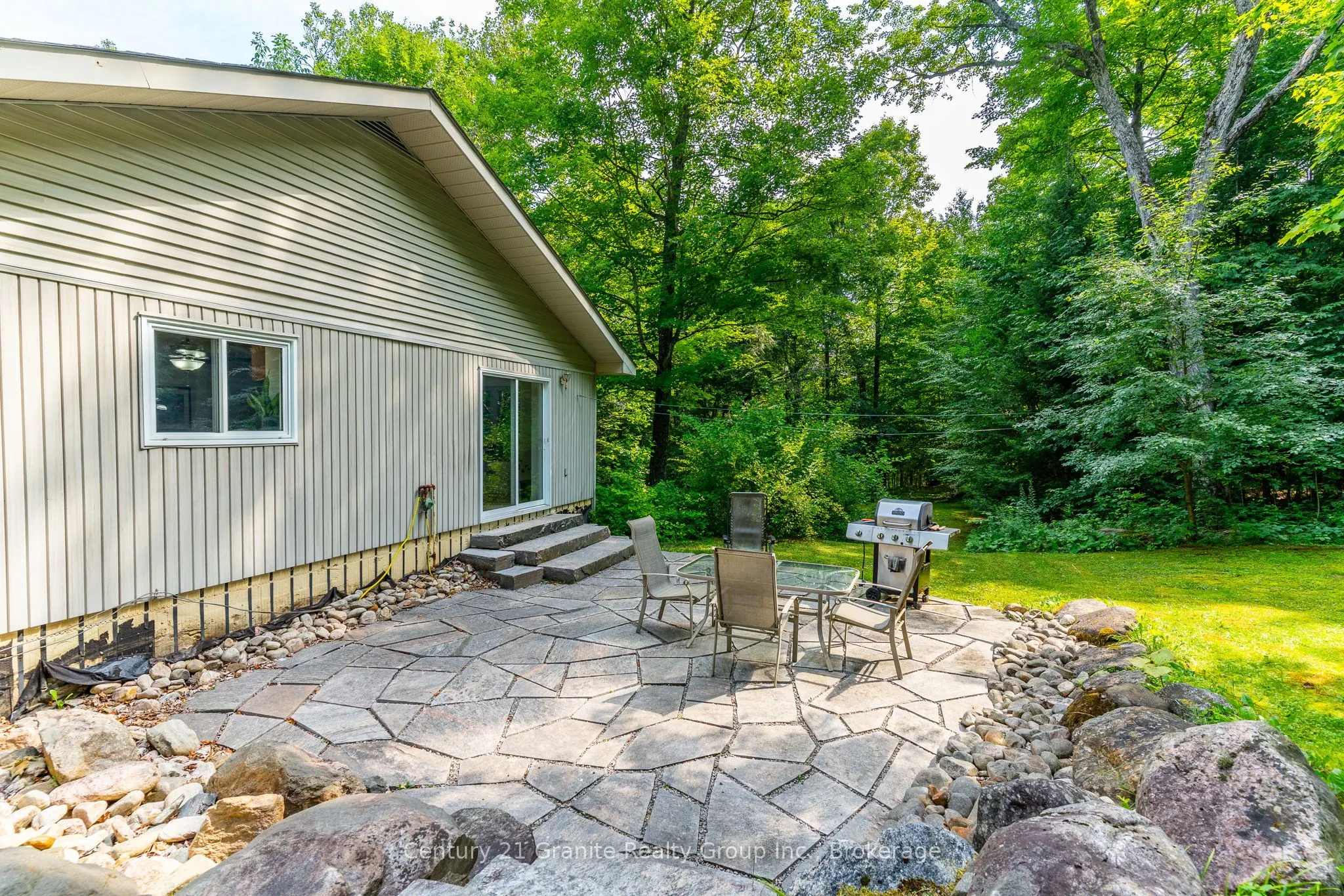 1029 Wigamog Road