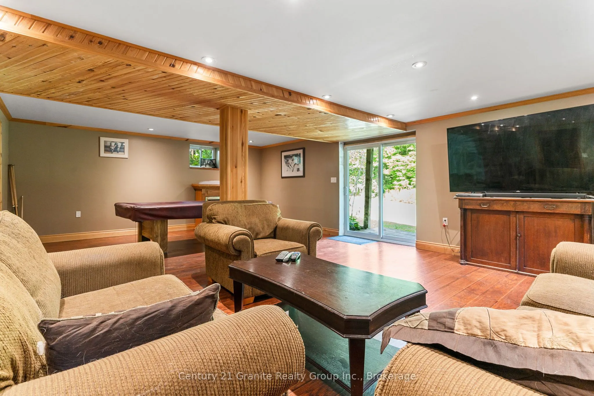 1029 Wigamog Road