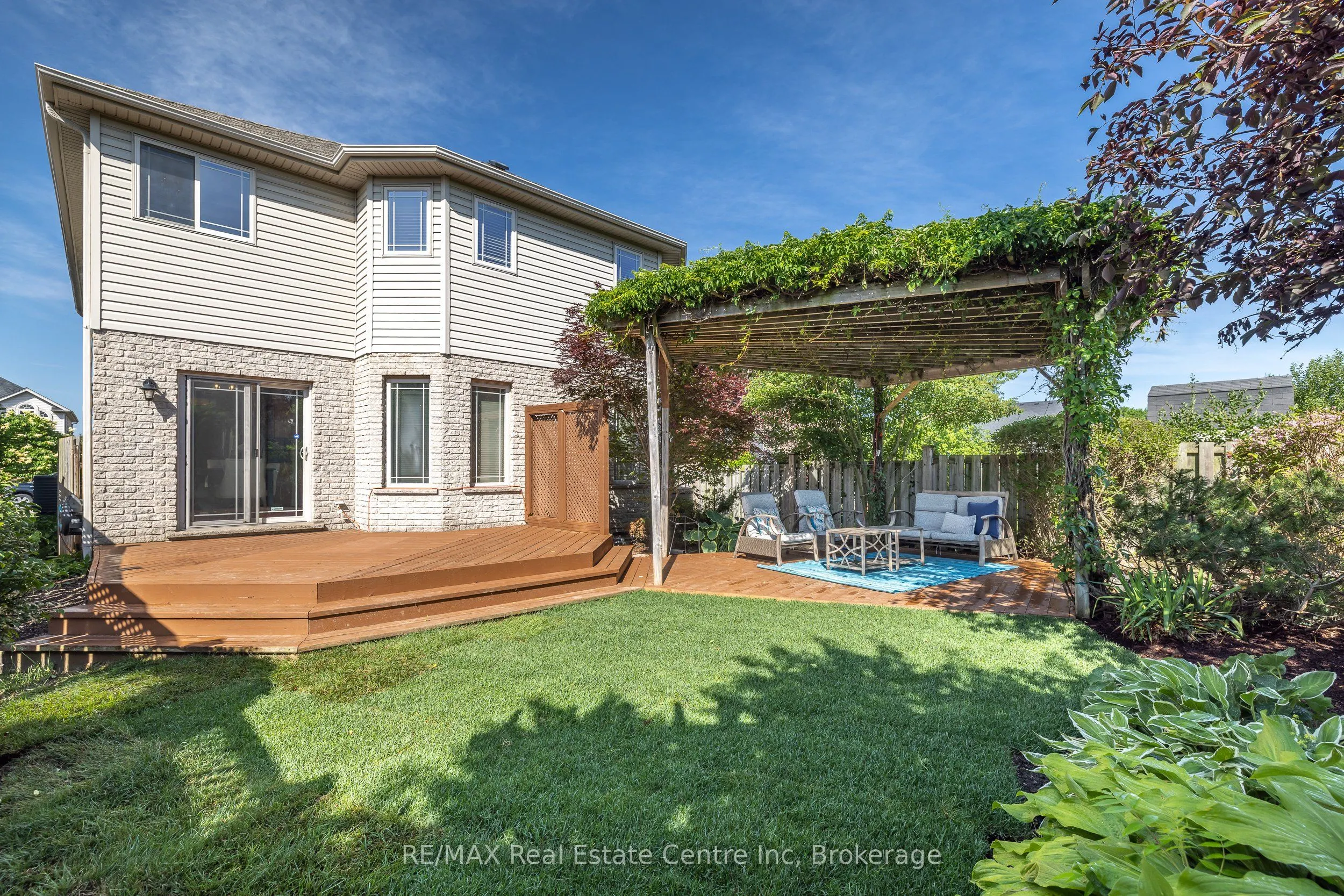 78 Mcarthur Drive