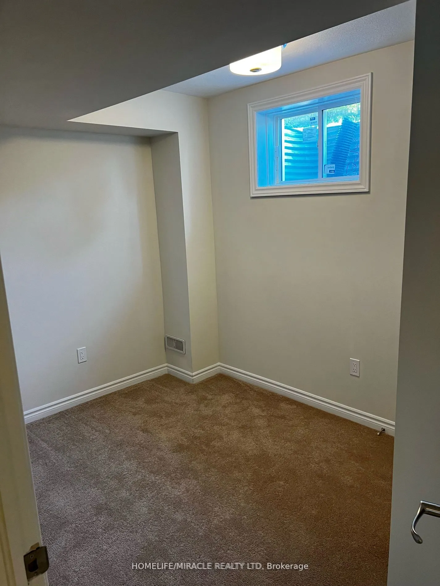 620 Colborne Street W, #26