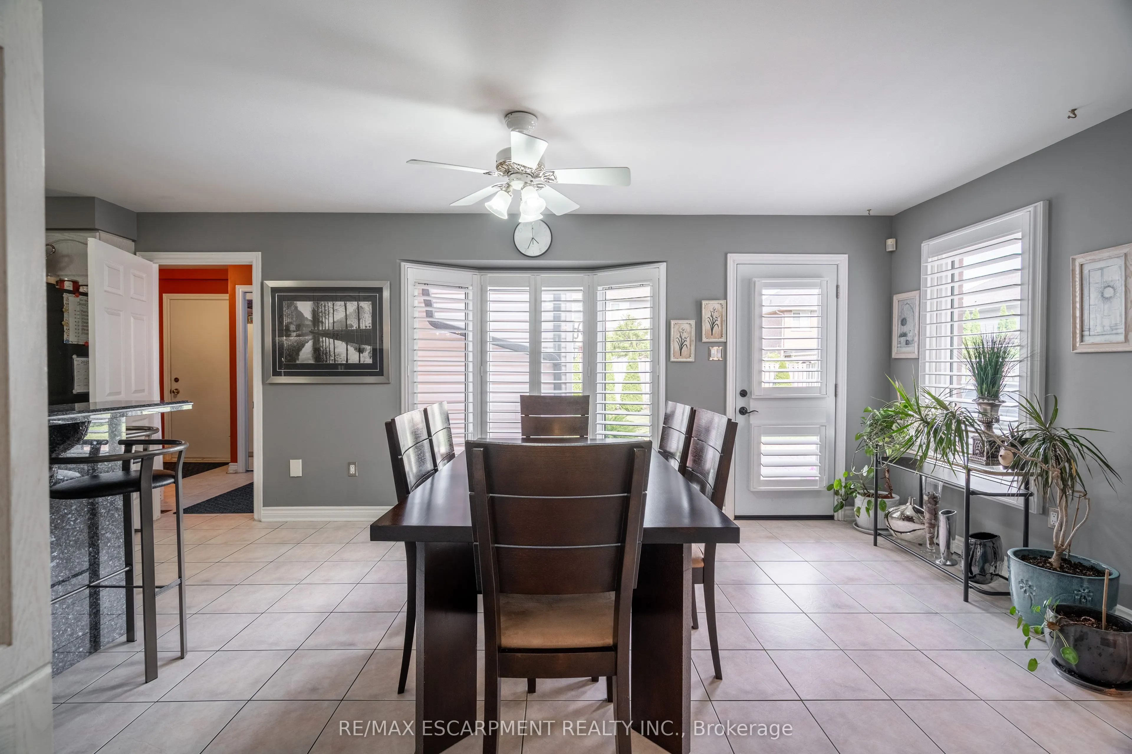 89 Meadowlands Boulevard
