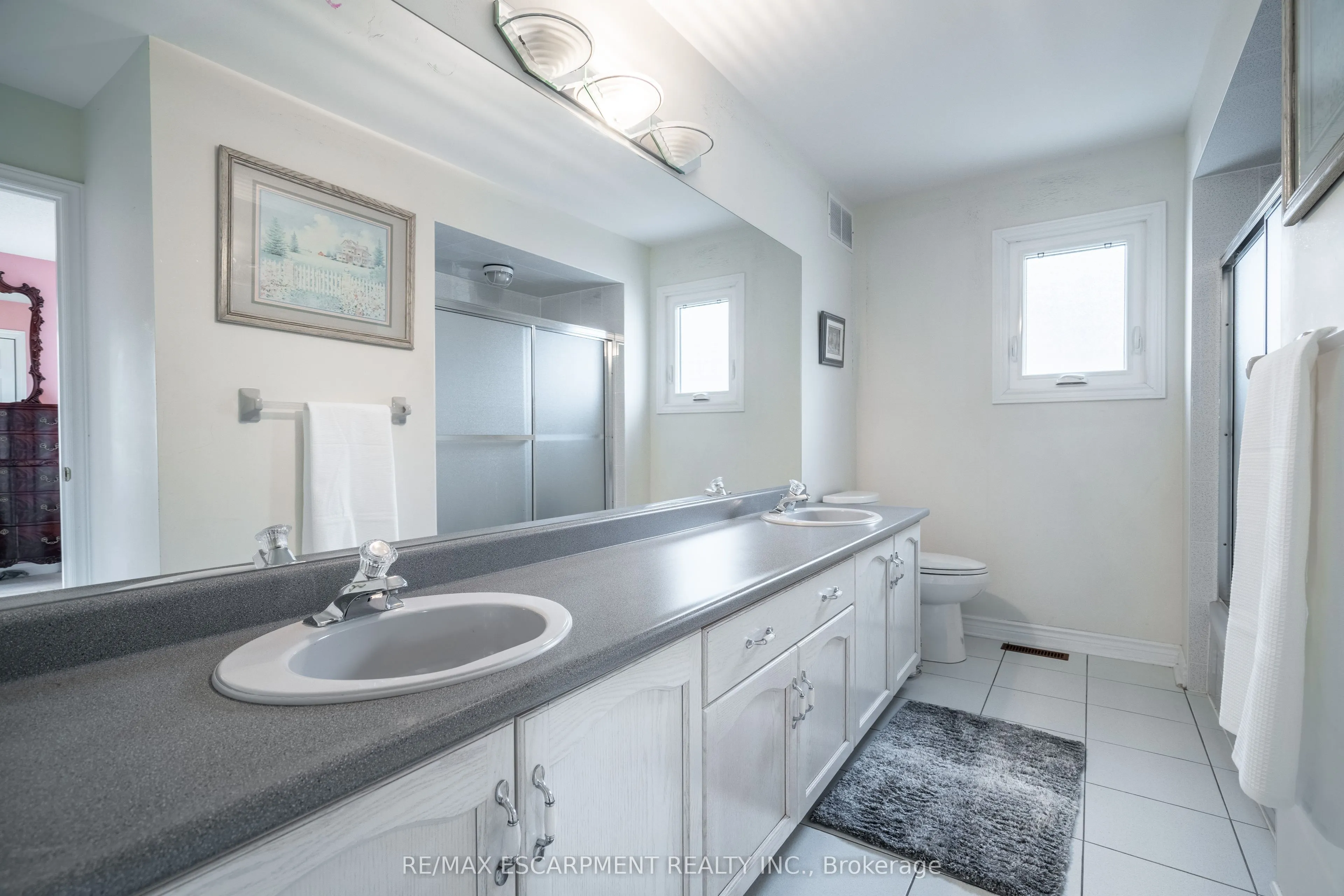 89 Meadowlands Boulevard
