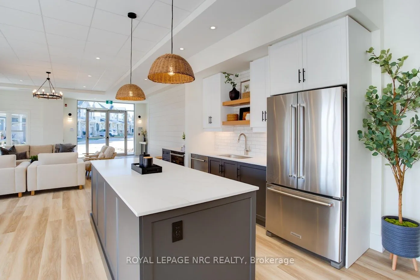 12 SHORES Lane, #B