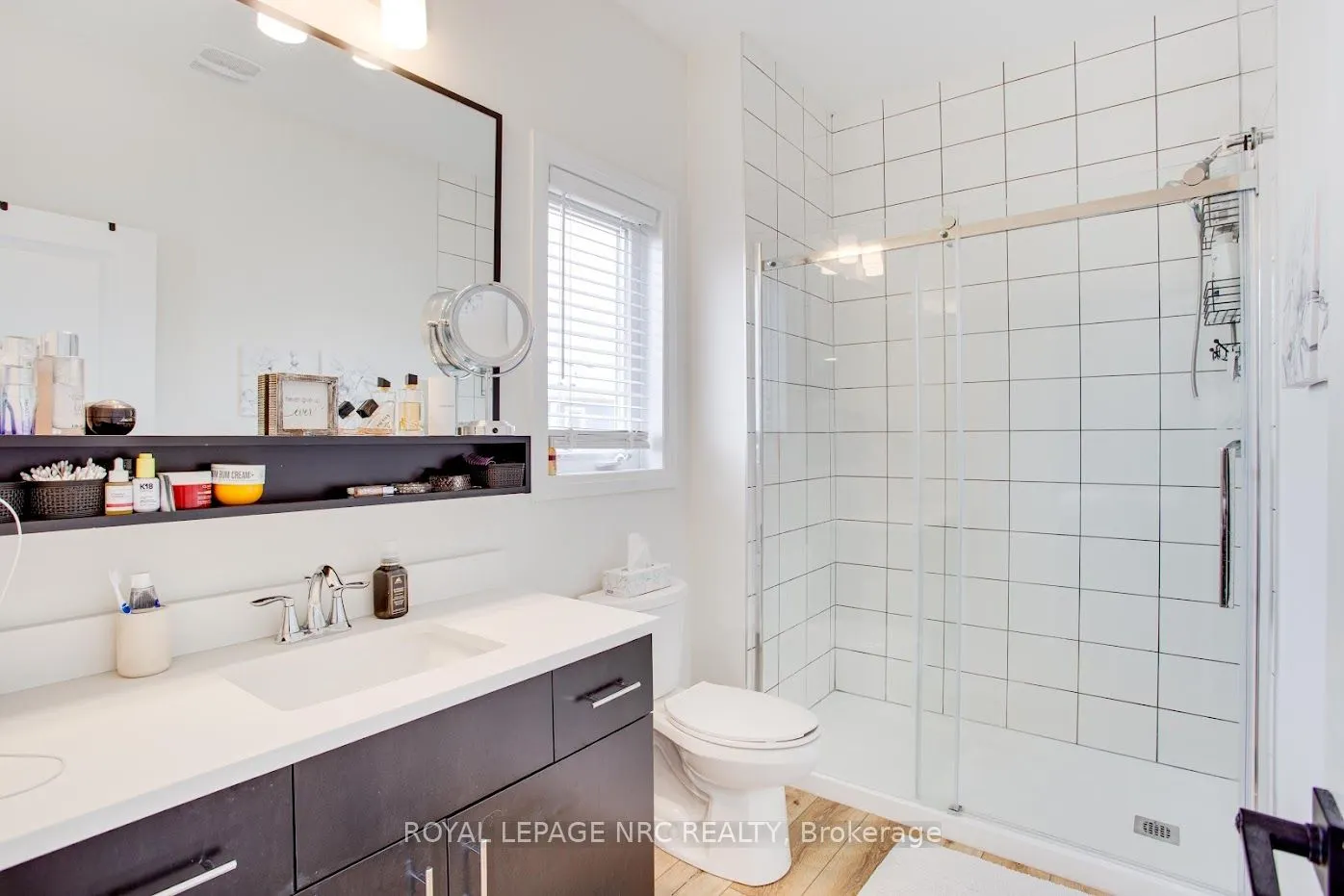 12 SHORES Lane, #B