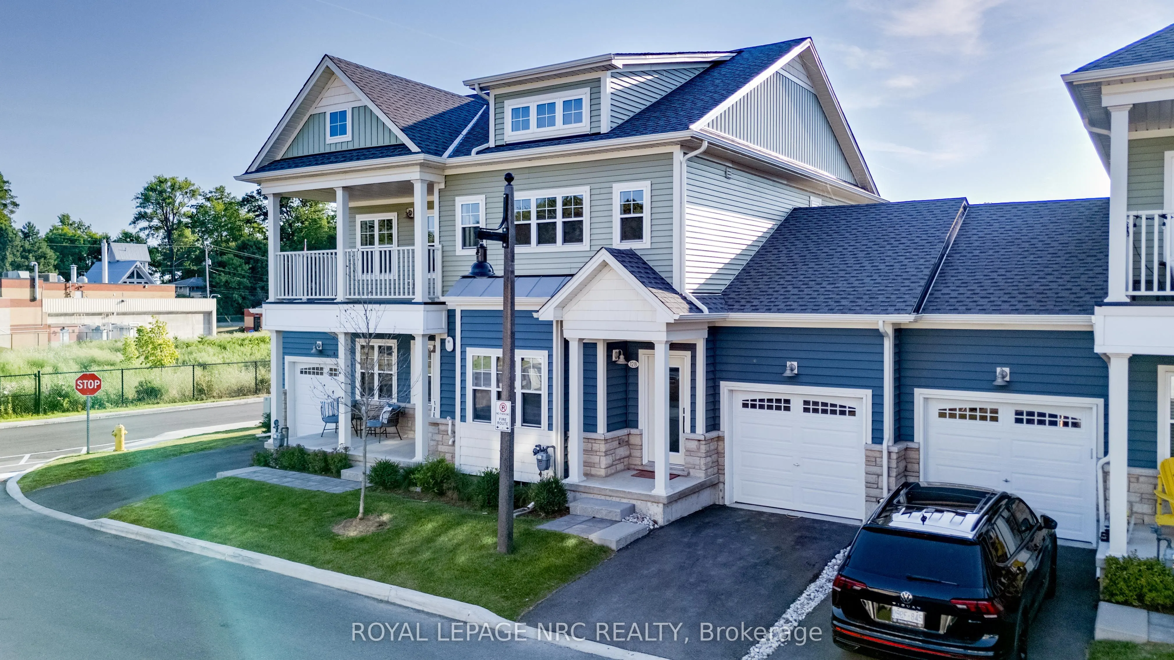 12 SHORES Lane, #B