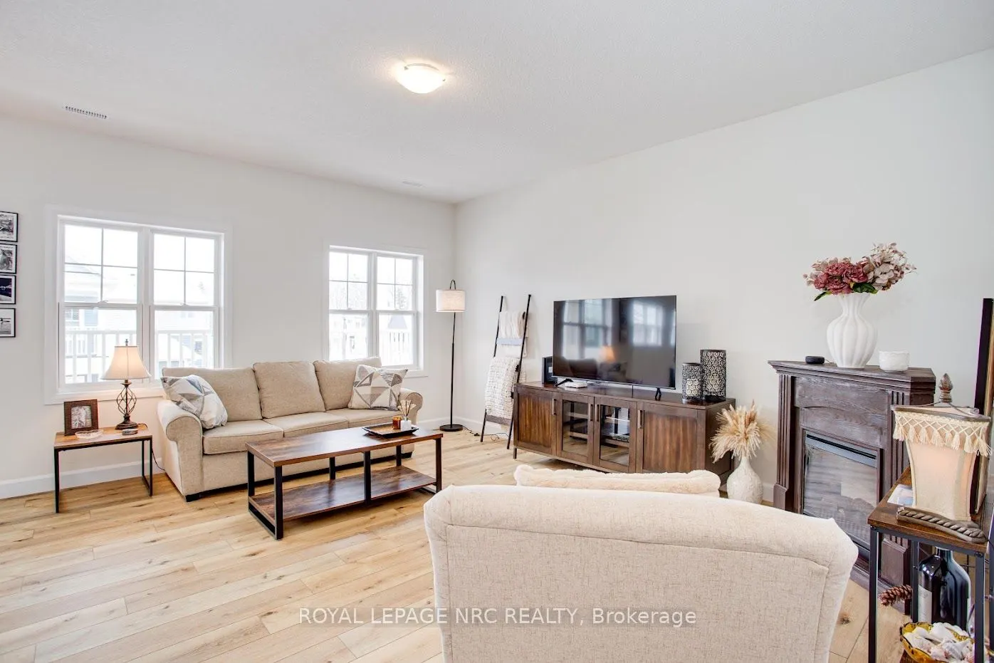 12 SHORES Lane, #B