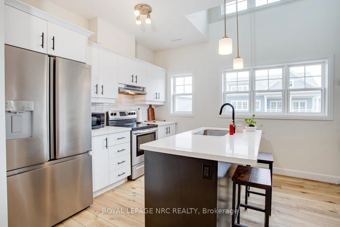 12 SHORES Lane, #B