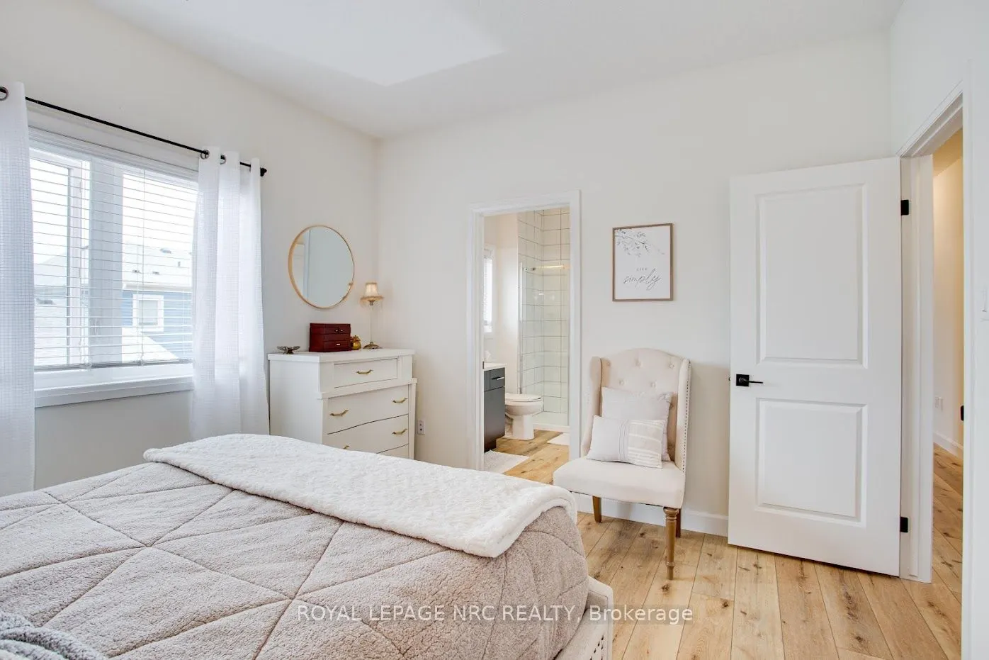 12 SHORES Lane, #B