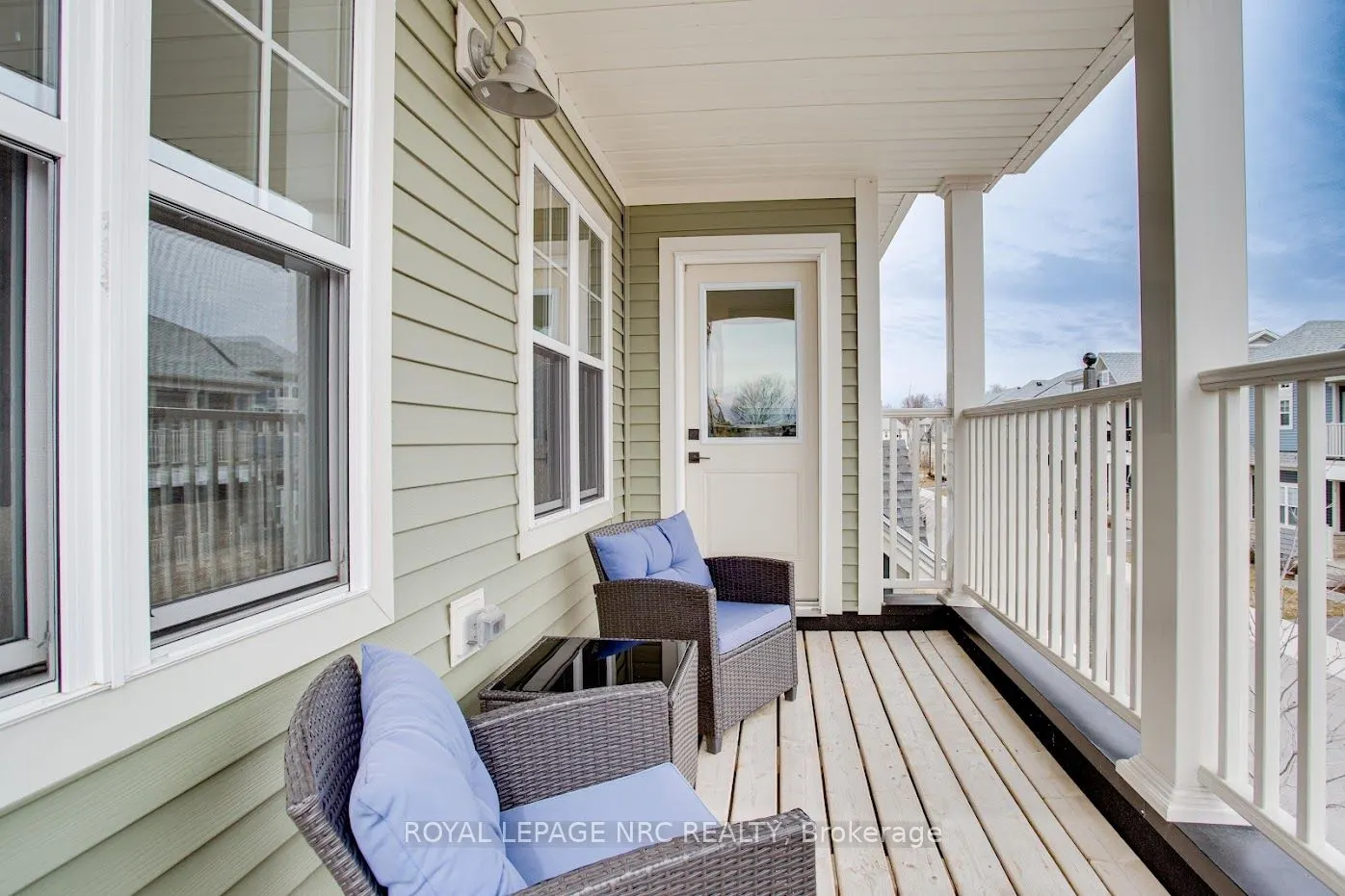 12 SHORES Lane, #B