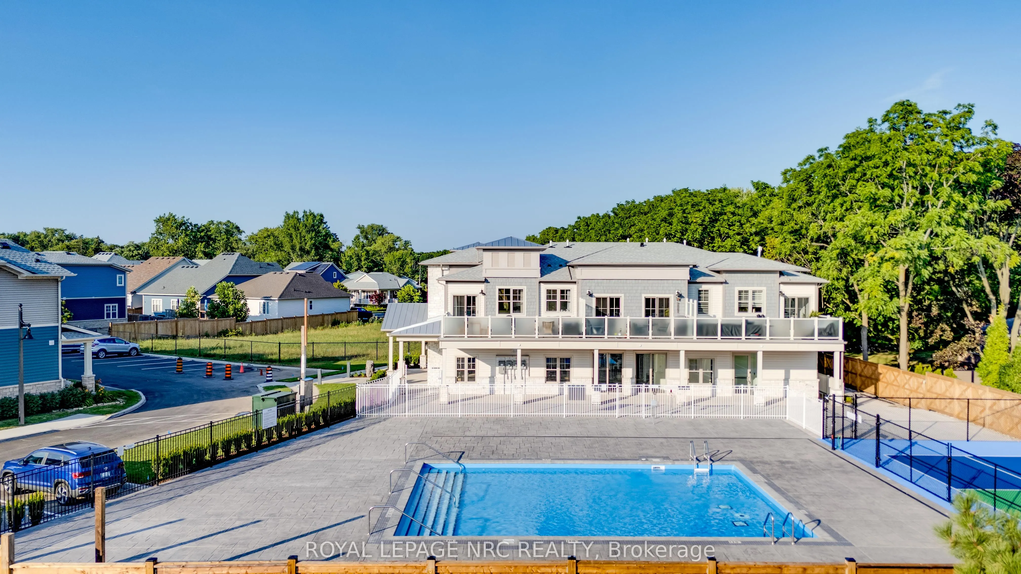 12 SHORES Lane, #B