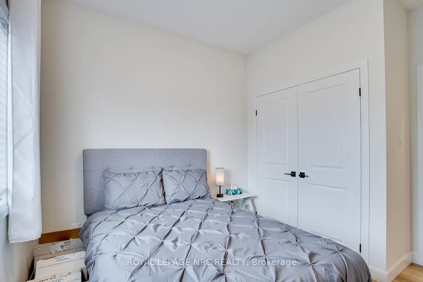 12 SHORES Lane, #B