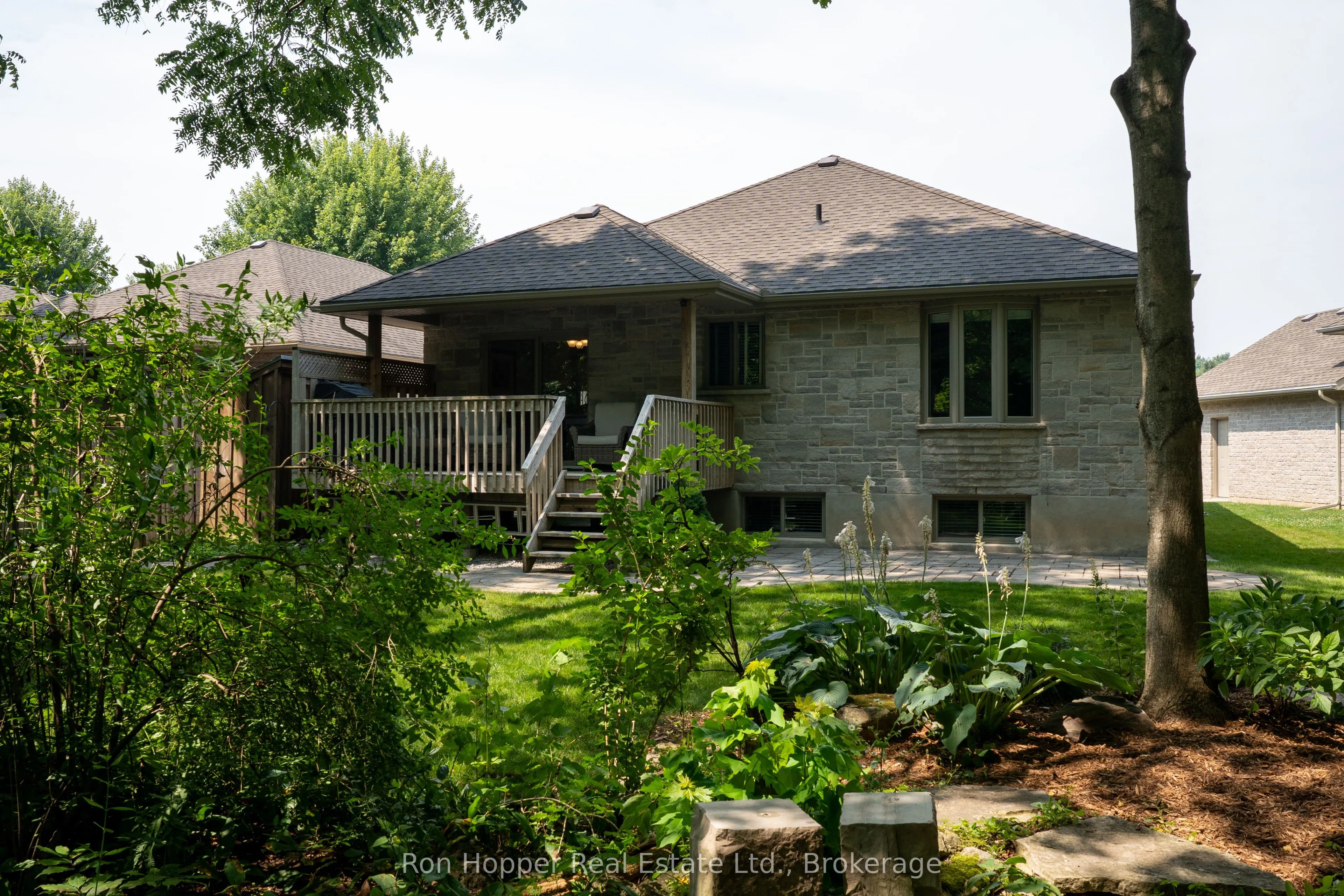 217 2nd Street W