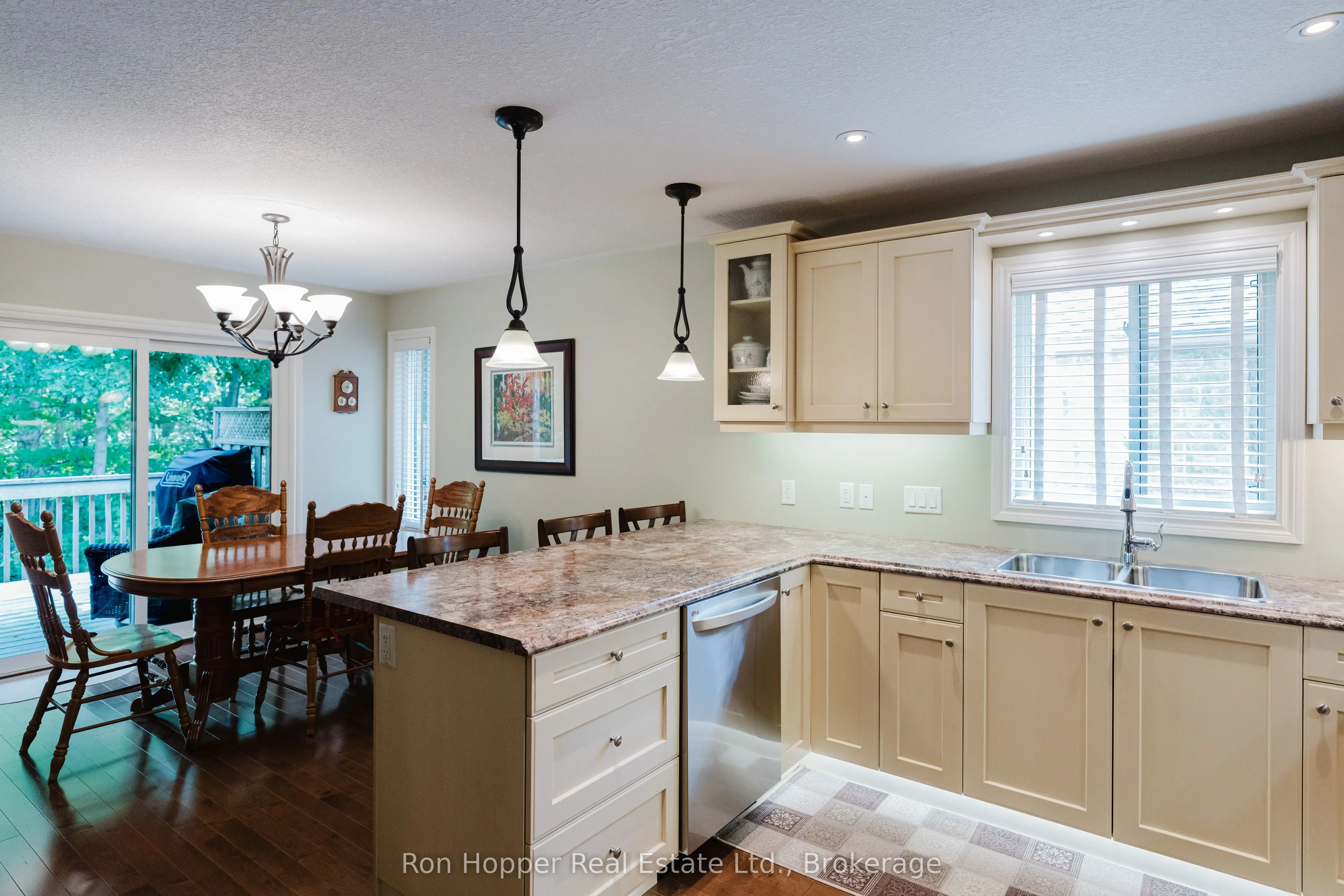 217 2nd Street W