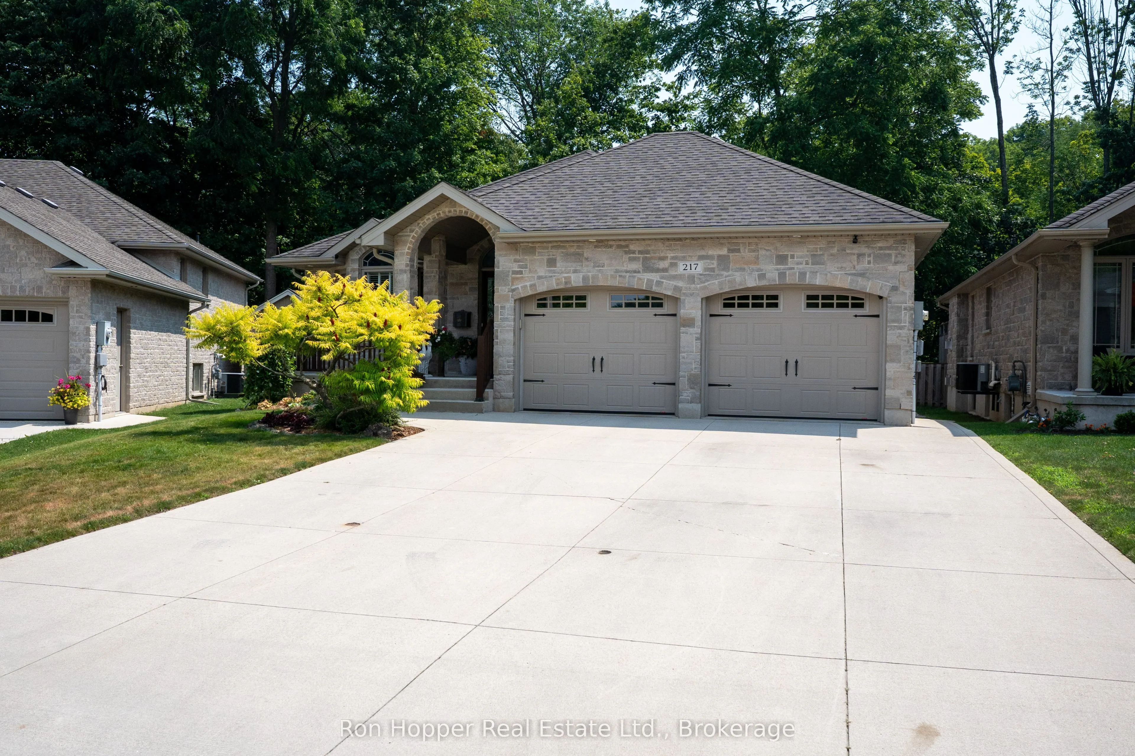 217 2nd Street W