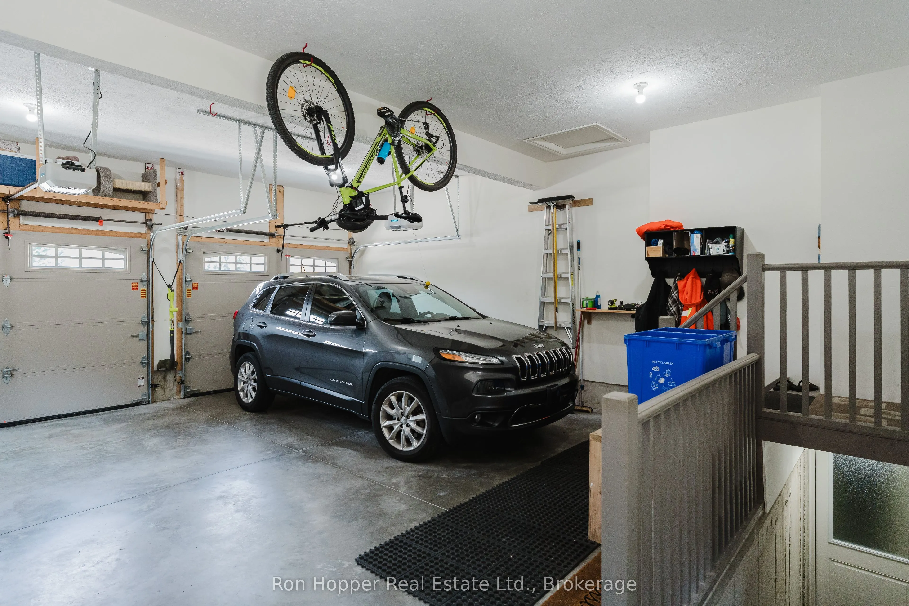 217 2nd Street W