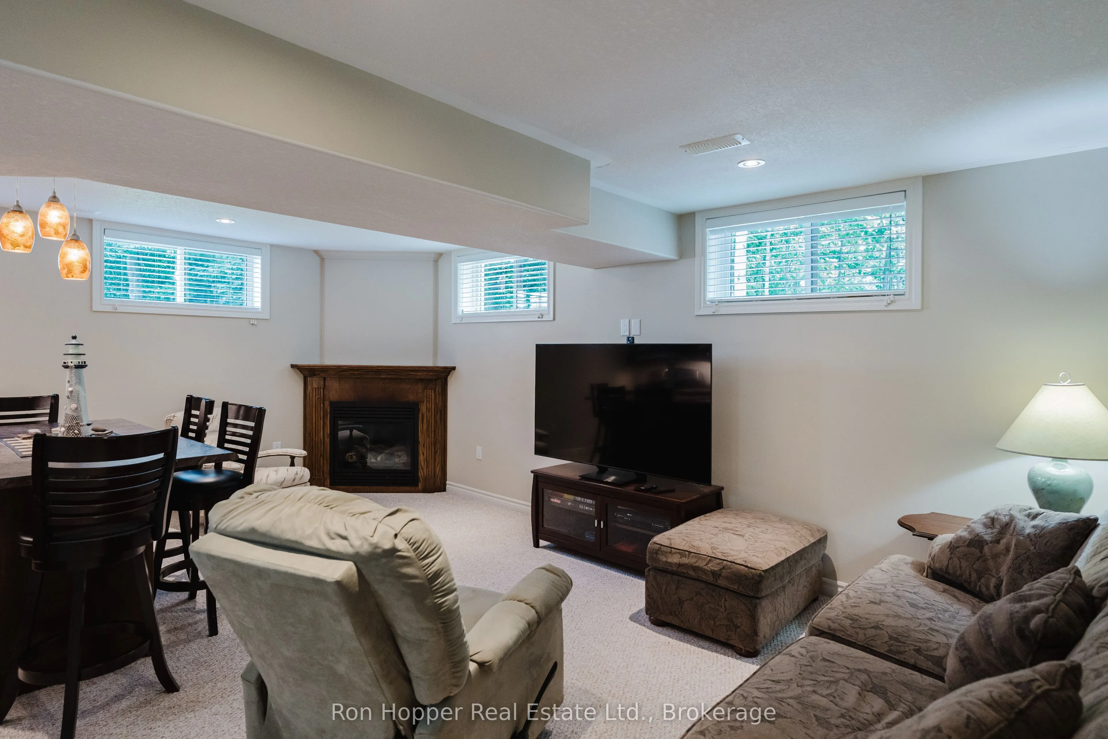 217 2nd Street W
