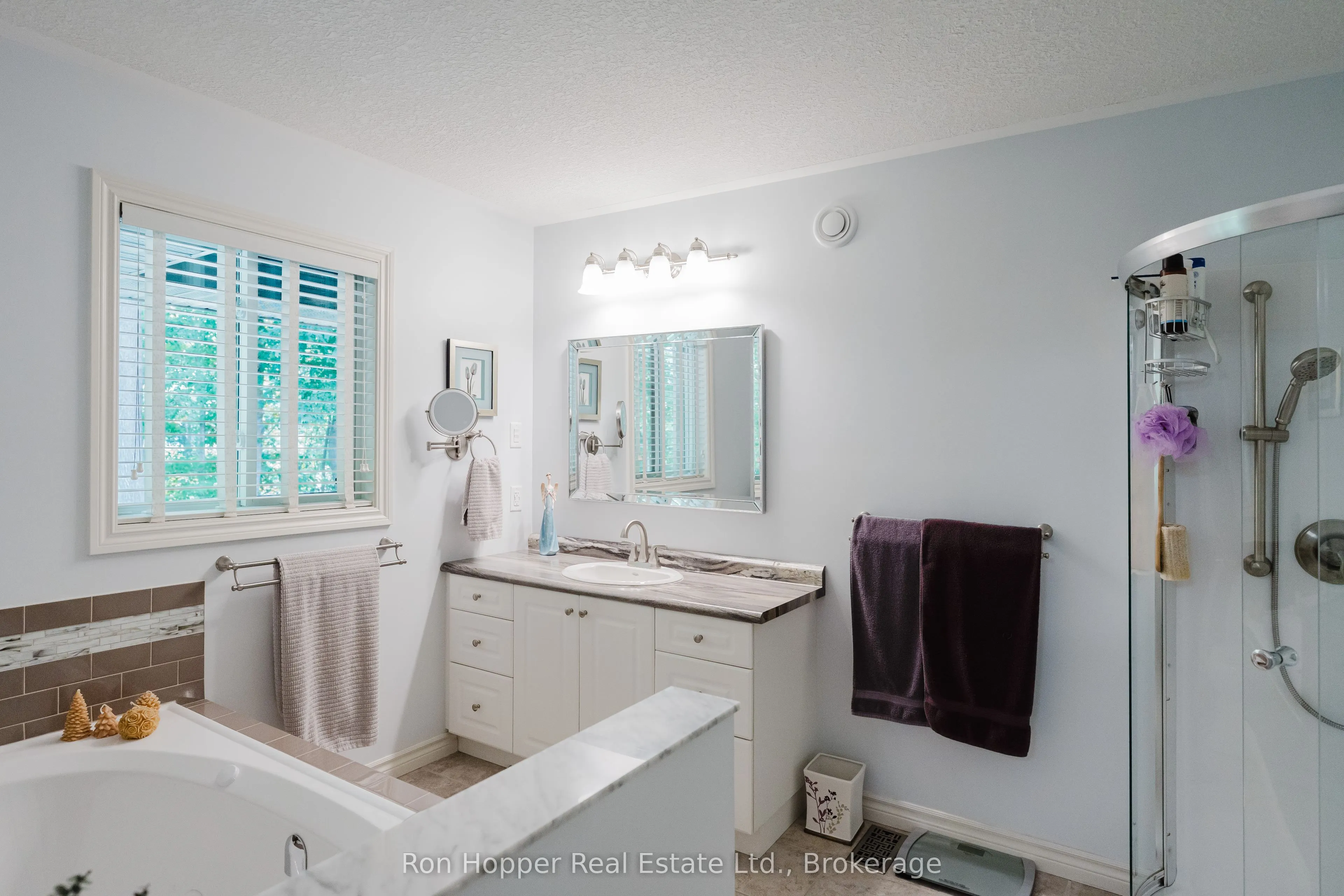 217 2nd Street W