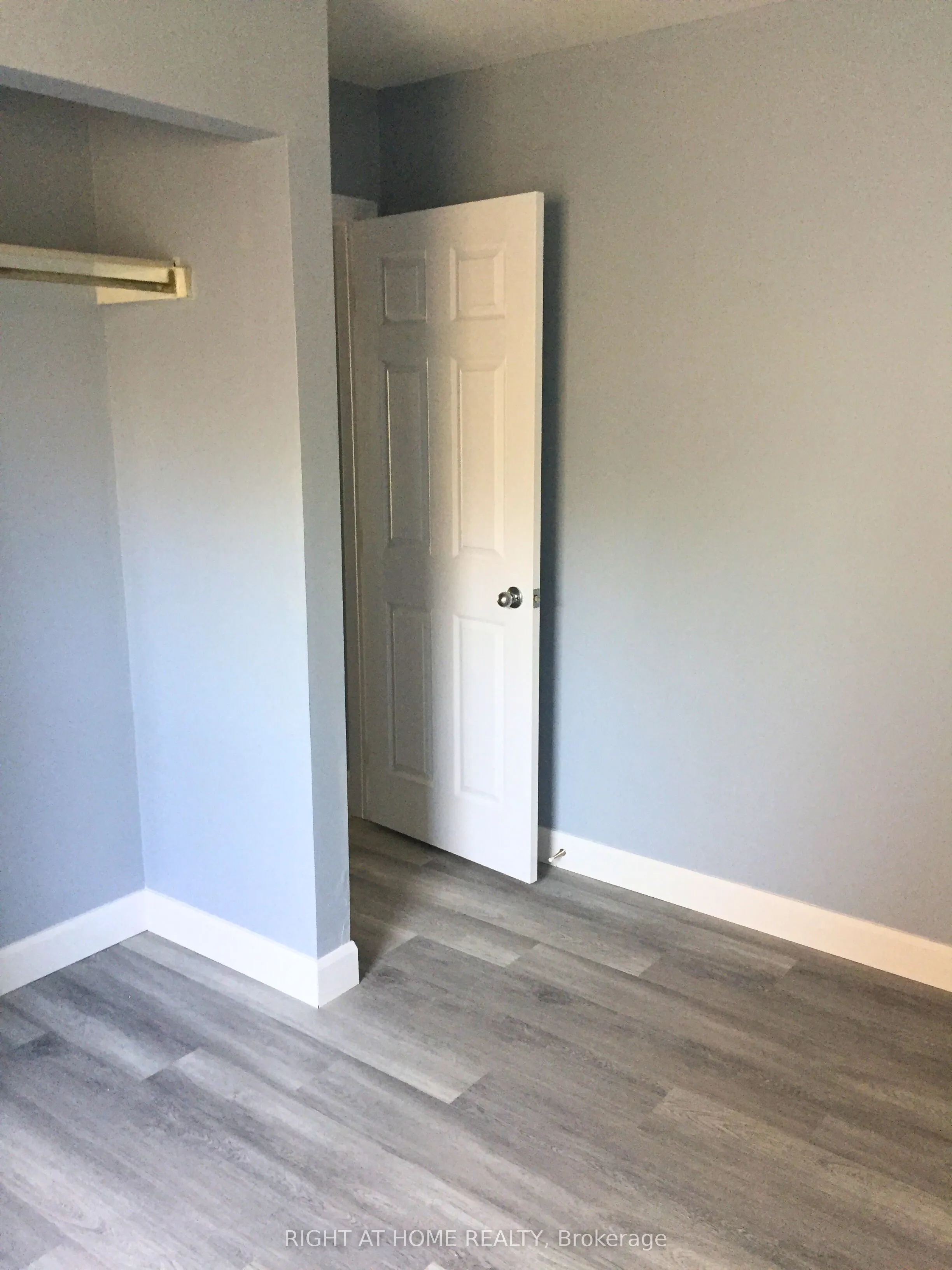 41 PELLISSIER Street S