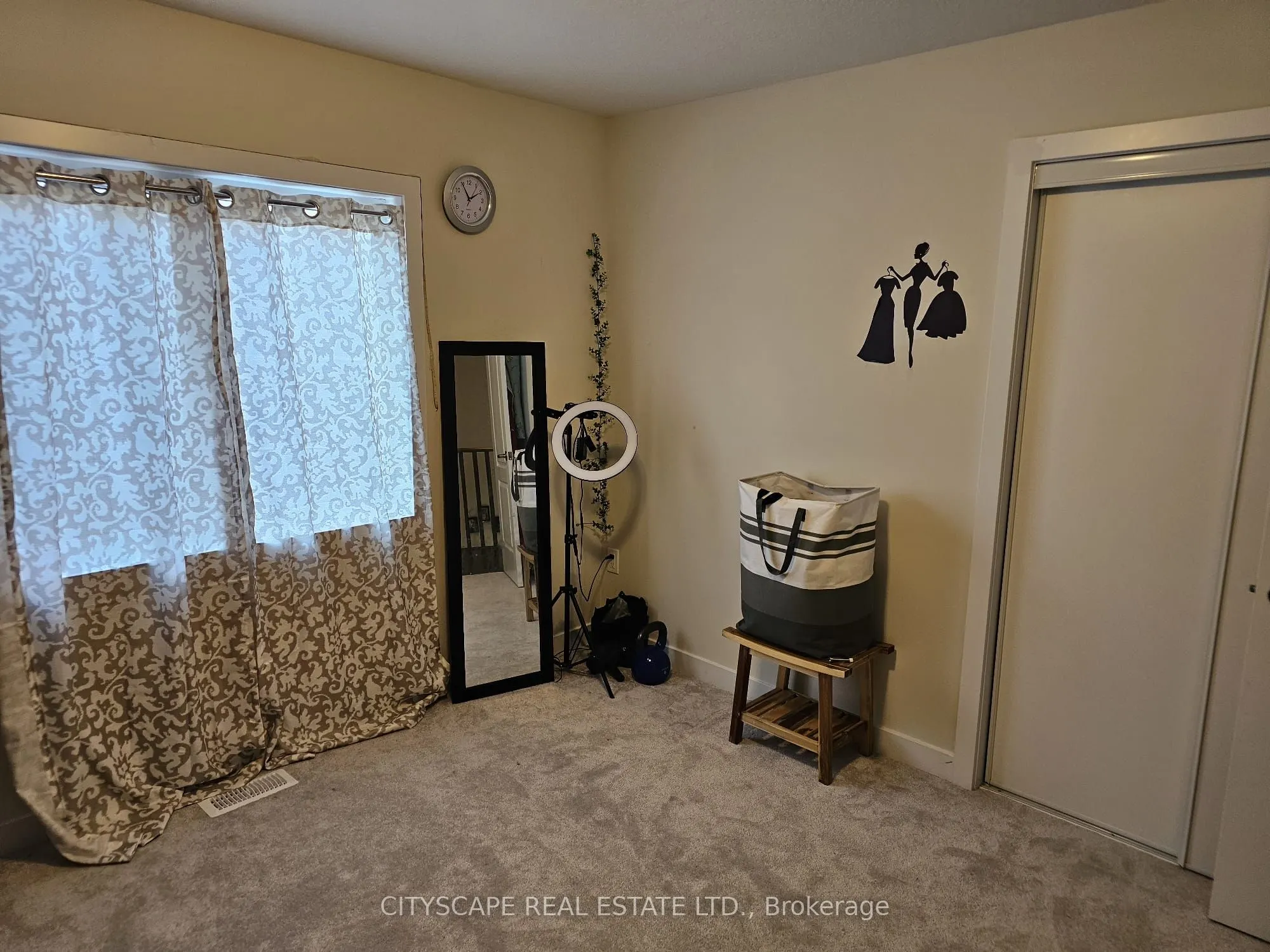 61 Starboard Crescent