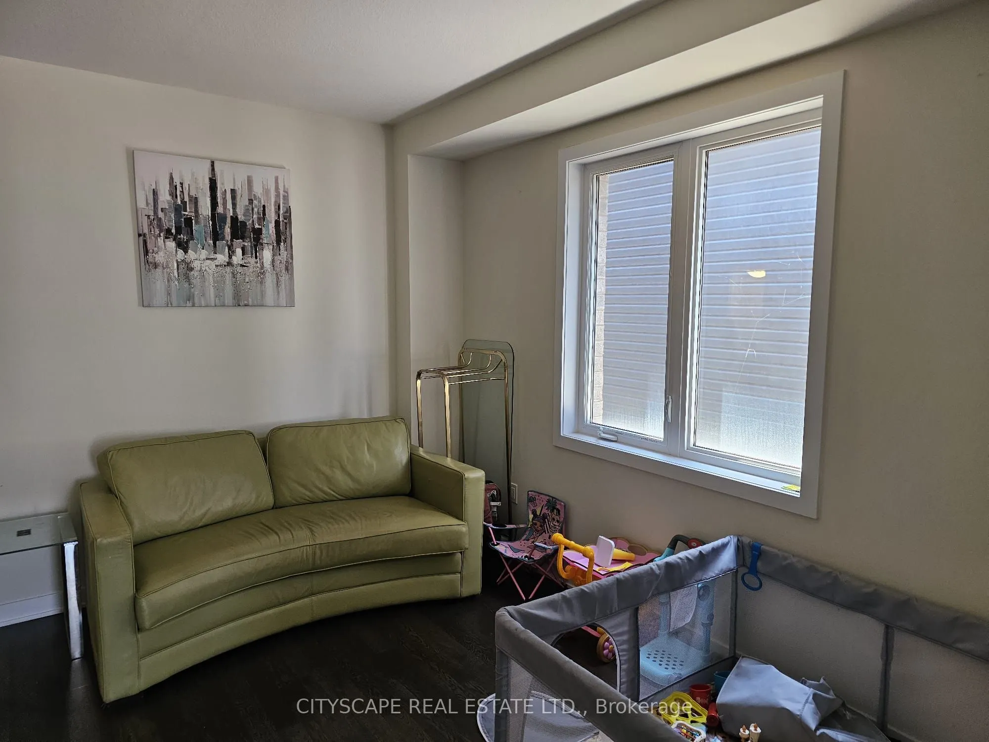 61 Starboard Crescent