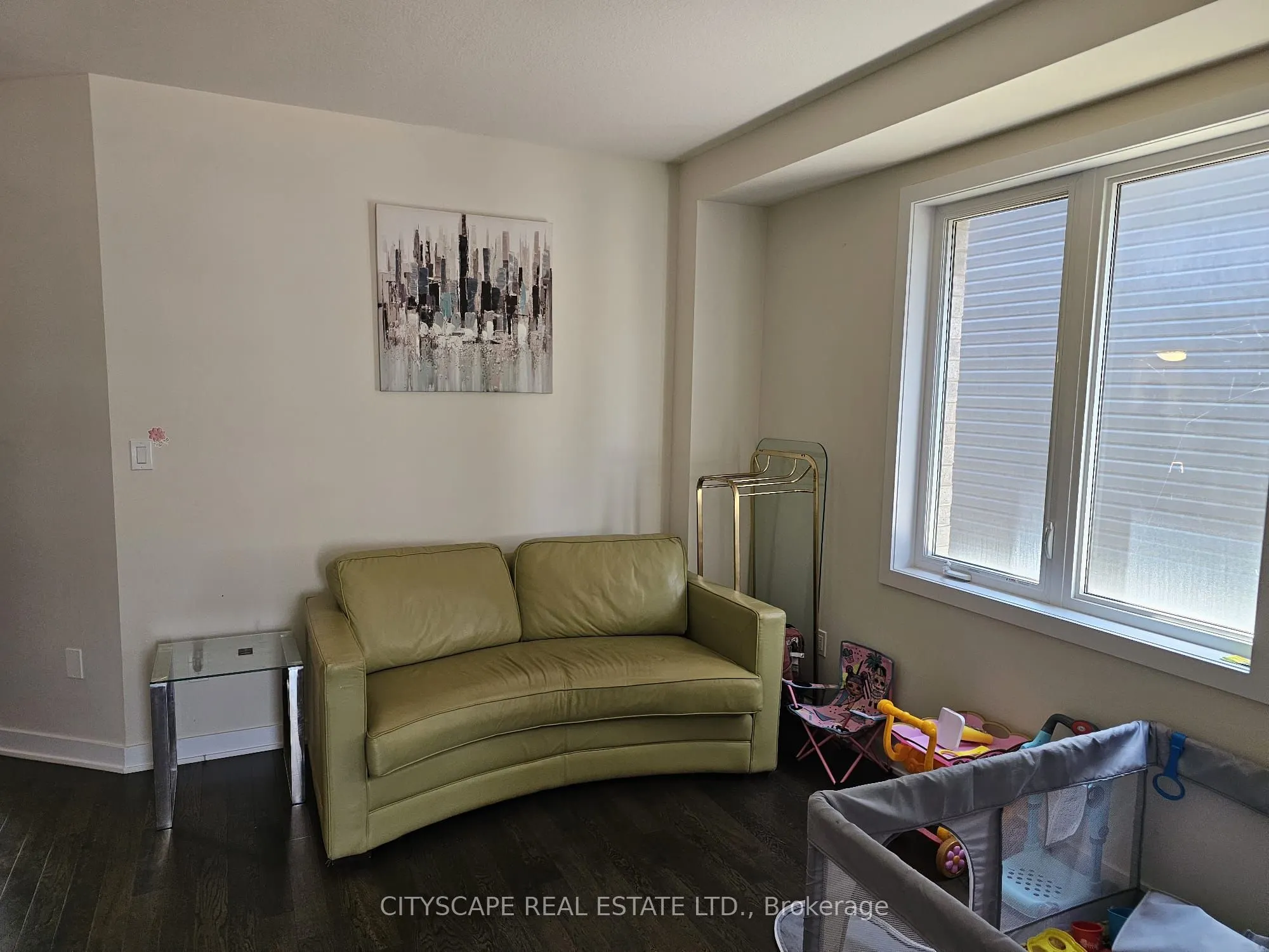 61 Starboard Crescent