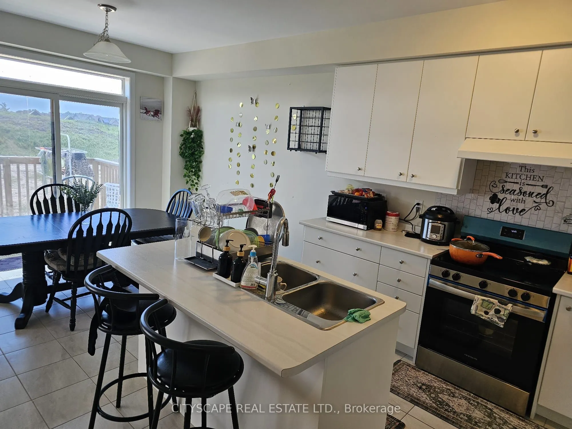 61 Starboard Crescent