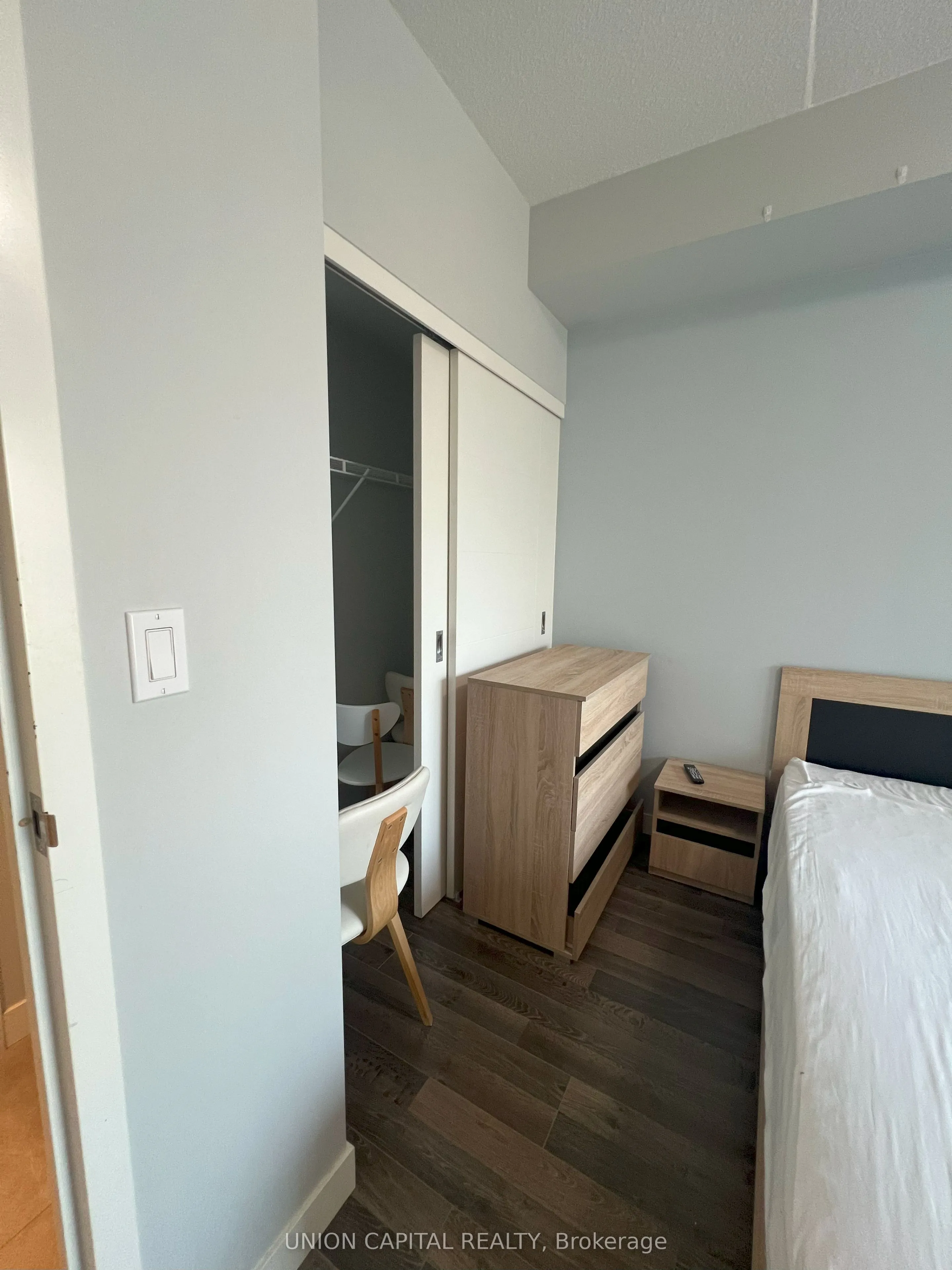 62 Balsam Street S, #B207