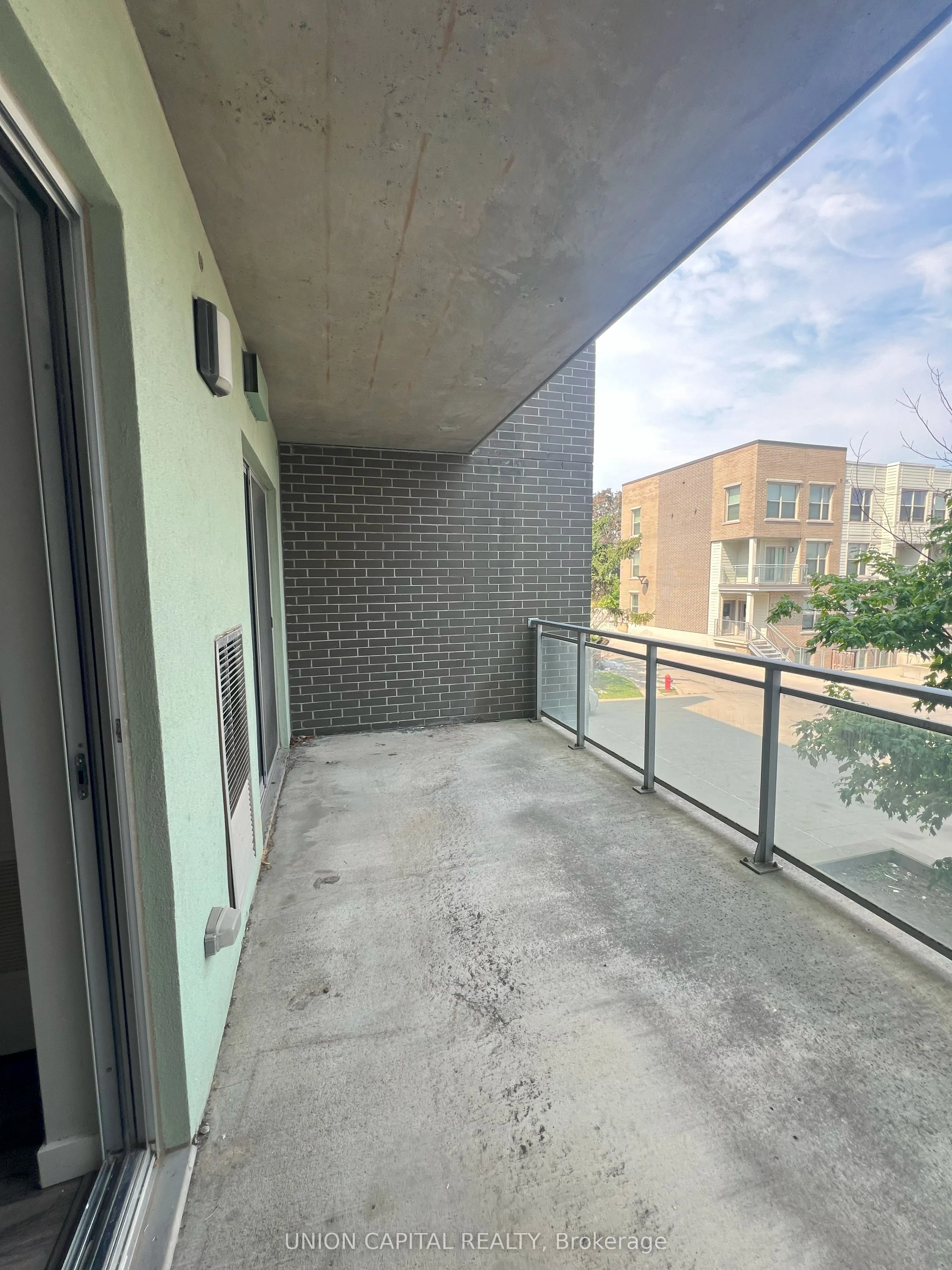 62 Balsam Street S, #B207