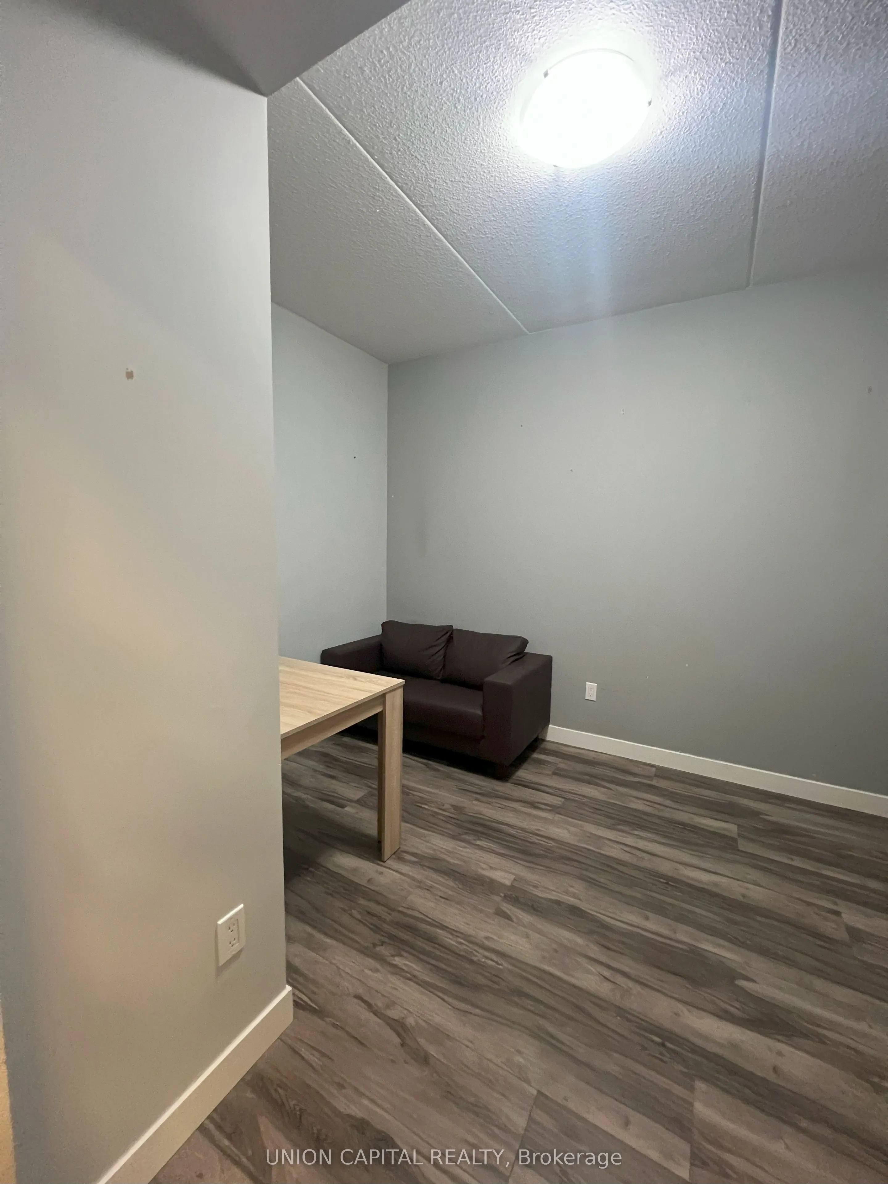 62 Balsam Street S, #B207