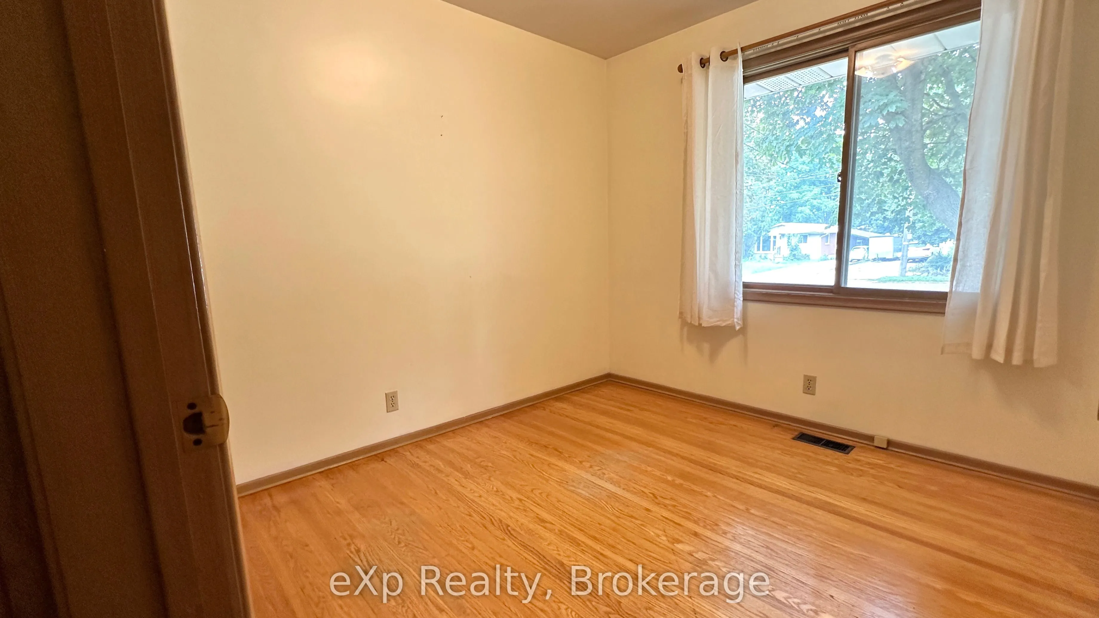 120 Speedvale Avenue W