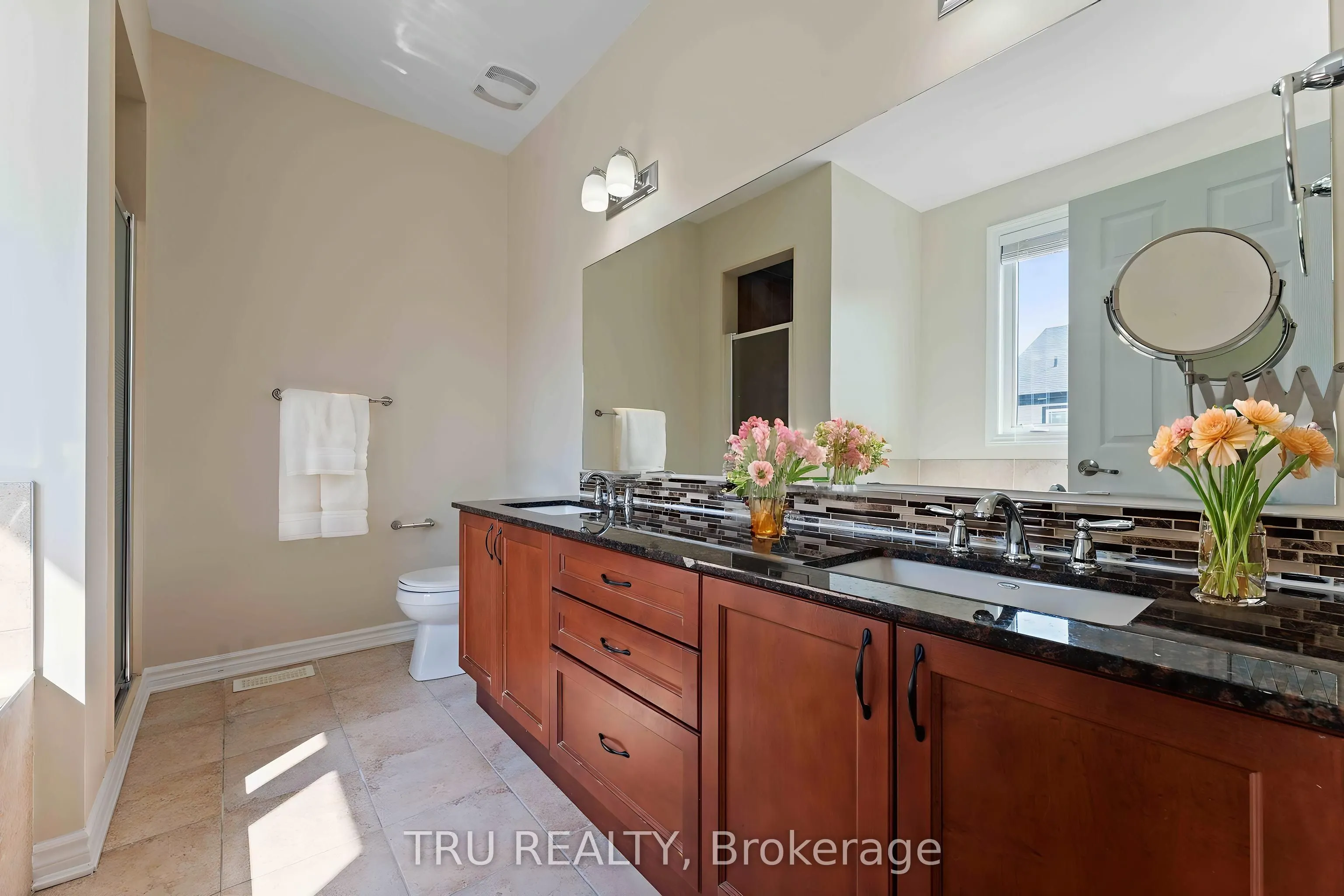 352 Meadowbreeze Drive
