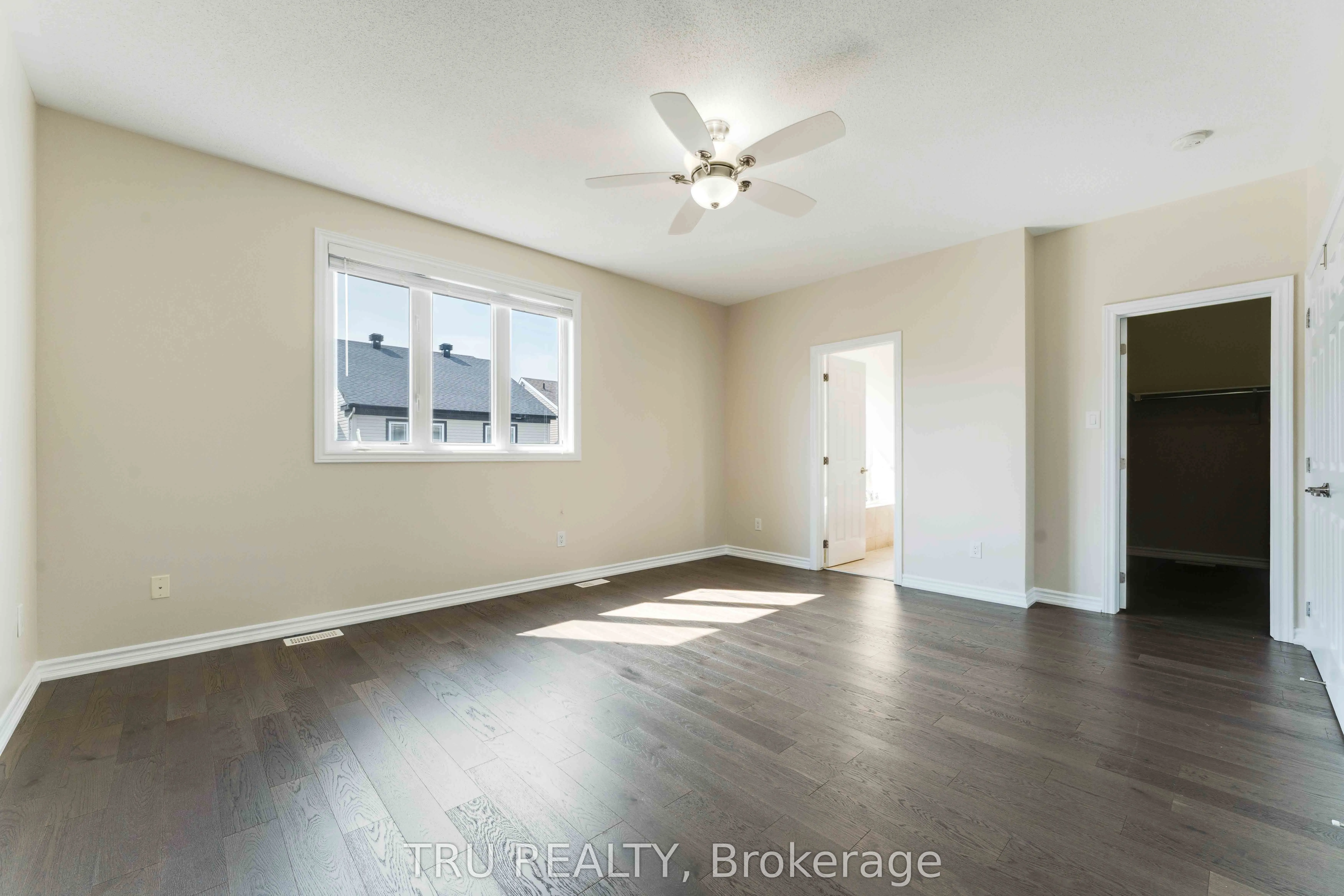 352 Meadowbreeze Drive