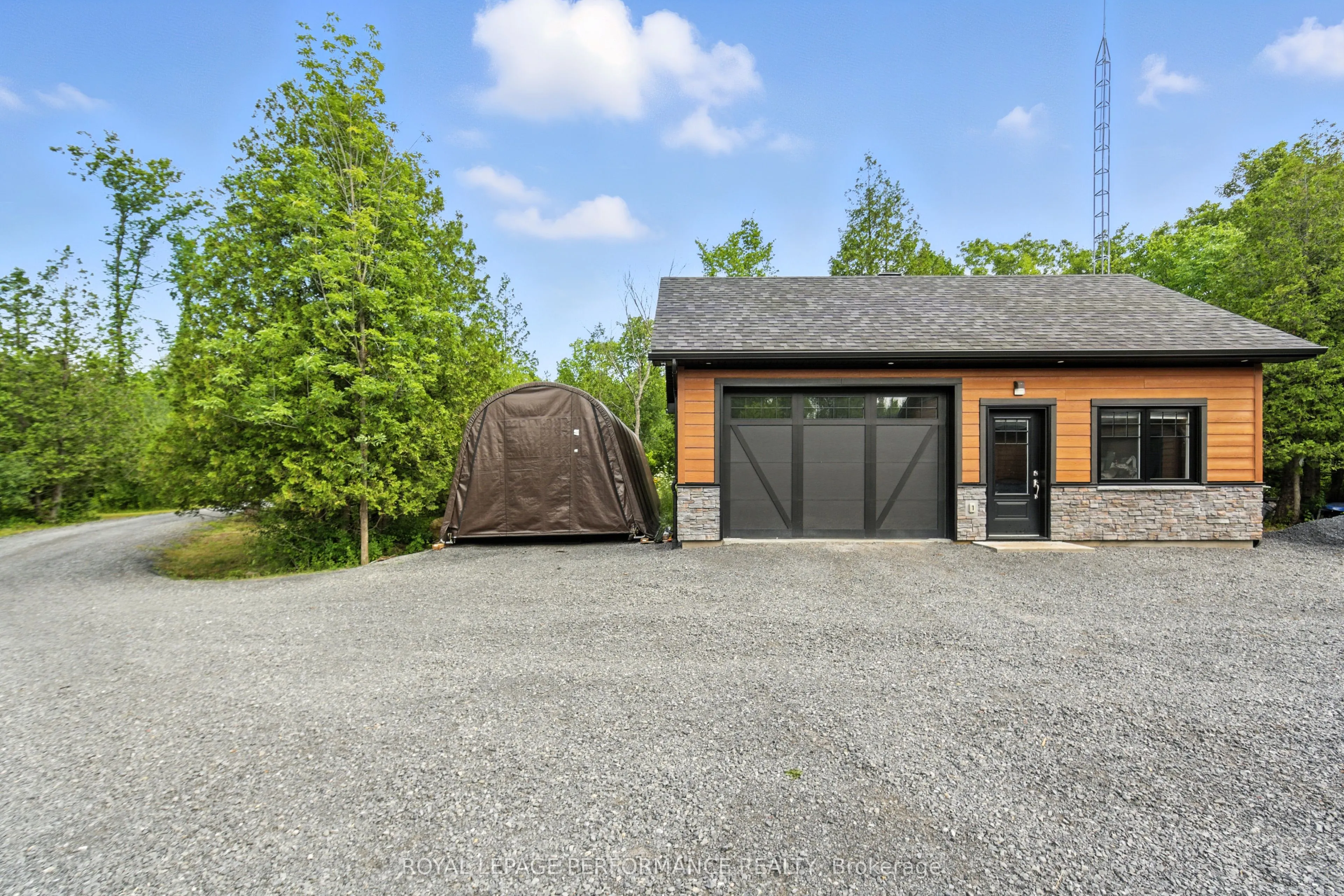 19442 Kenyon Rd Conc 1 Concession