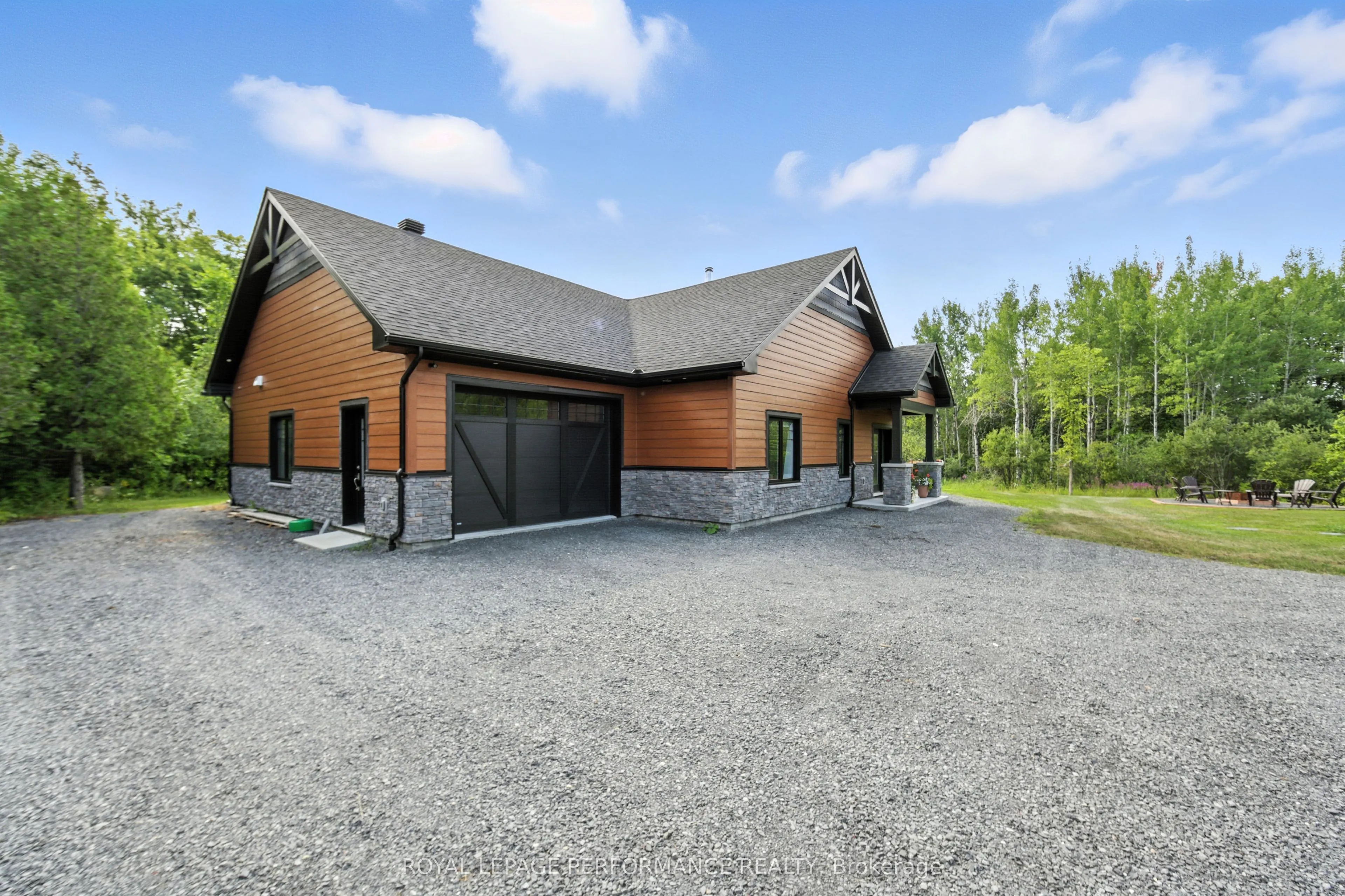19442 Kenyon Rd Conc 1 Concession