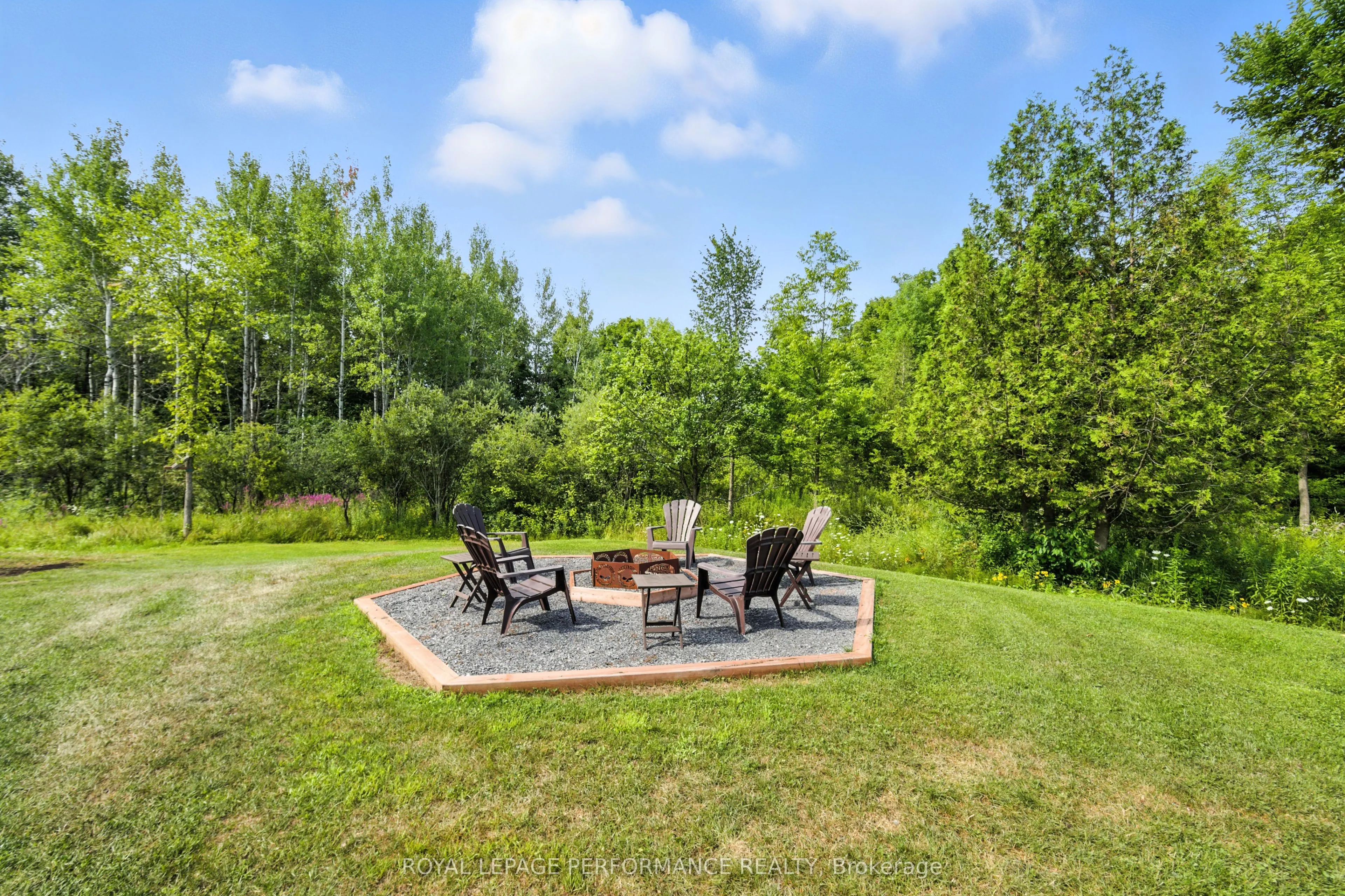 19442 Kenyon Rd Conc 1 Concession