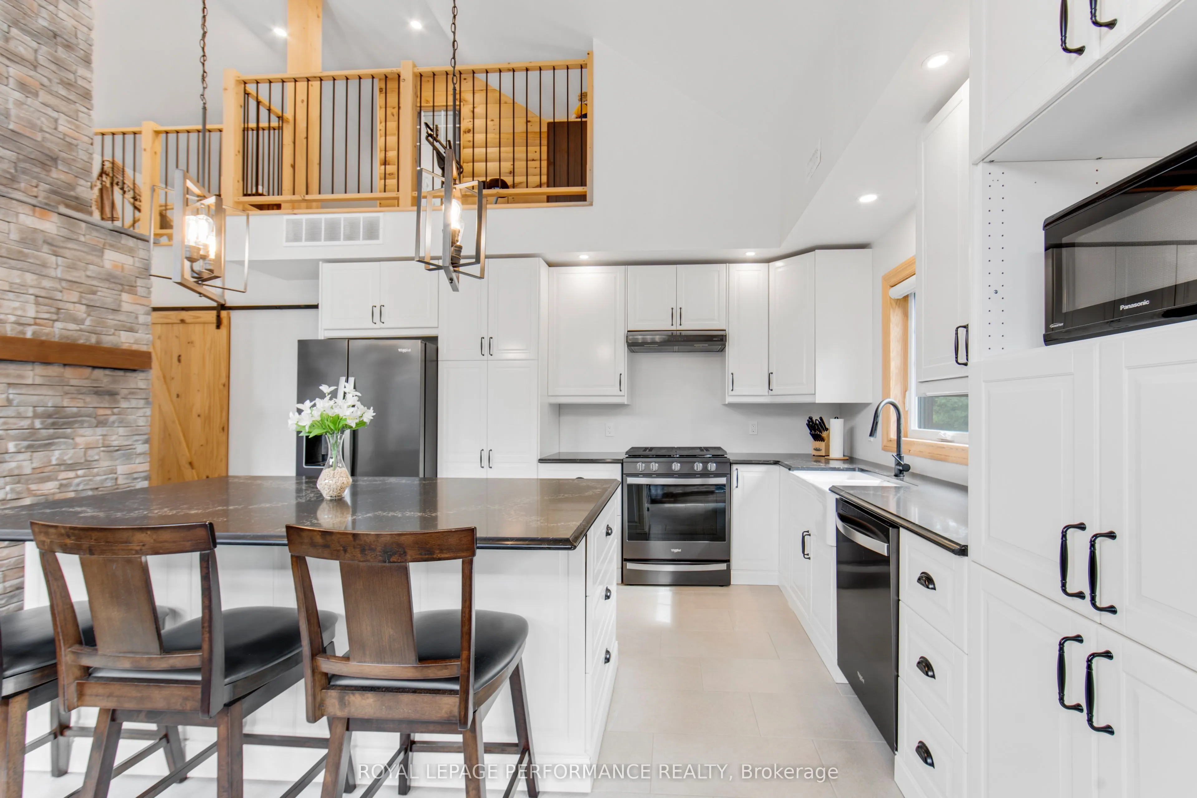 19442 Kenyon Rd Conc 1 Concession