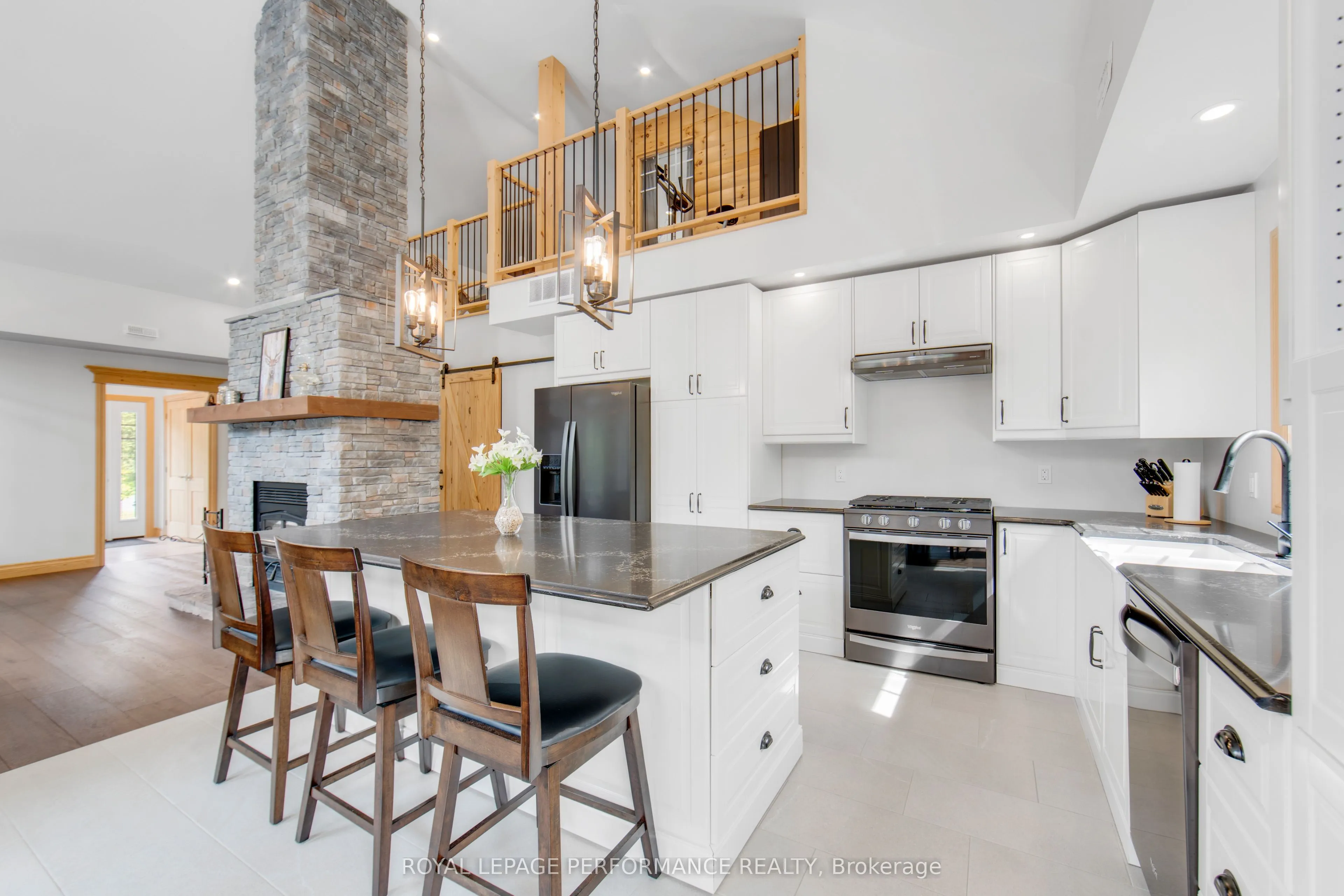 19442 Kenyon Rd Conc 1 Concession