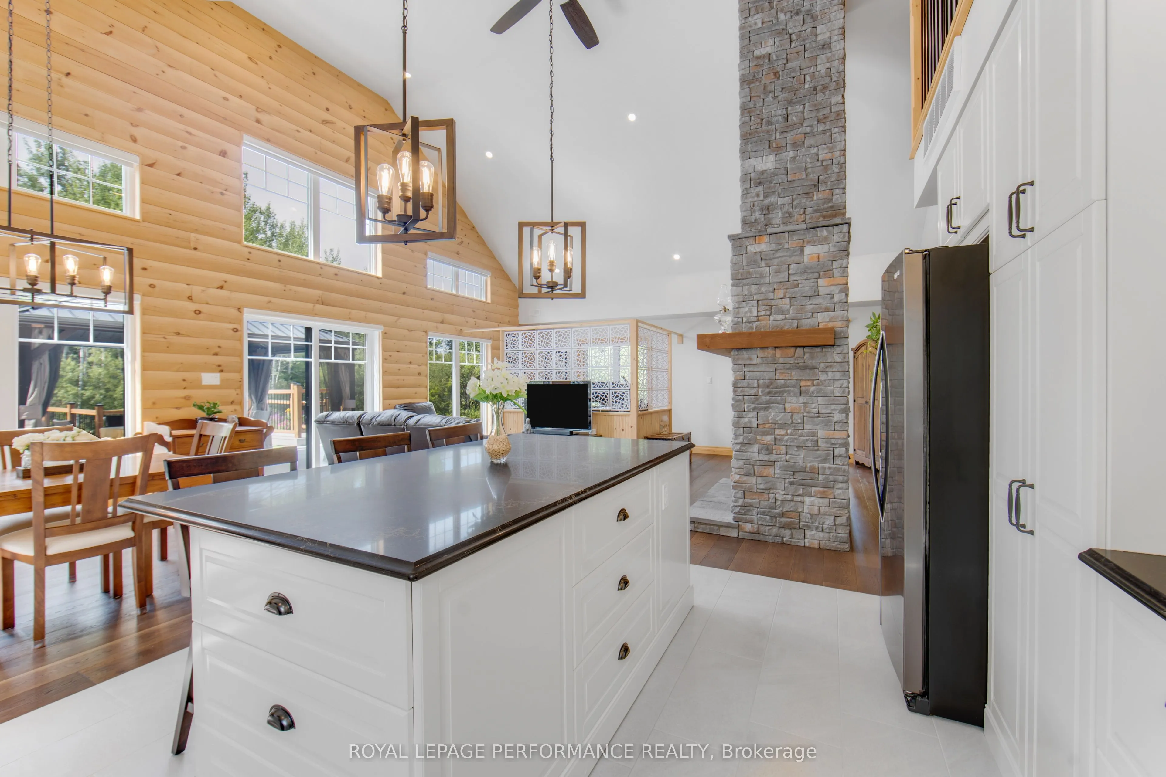 19442 Kenyon Rd Conc 1 Concession