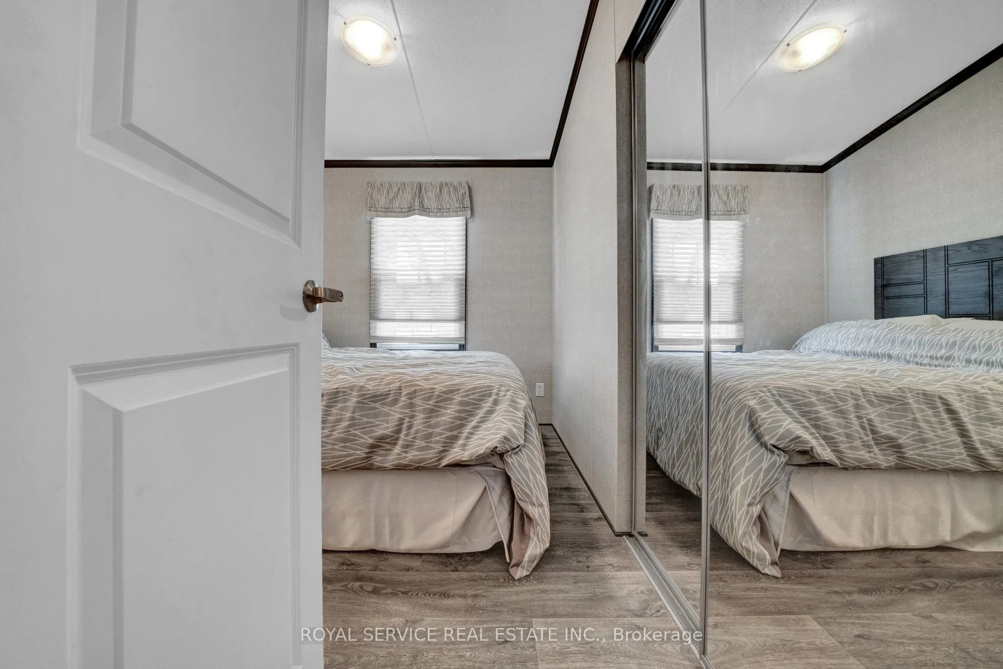 1235 Villiers Line, #66CH