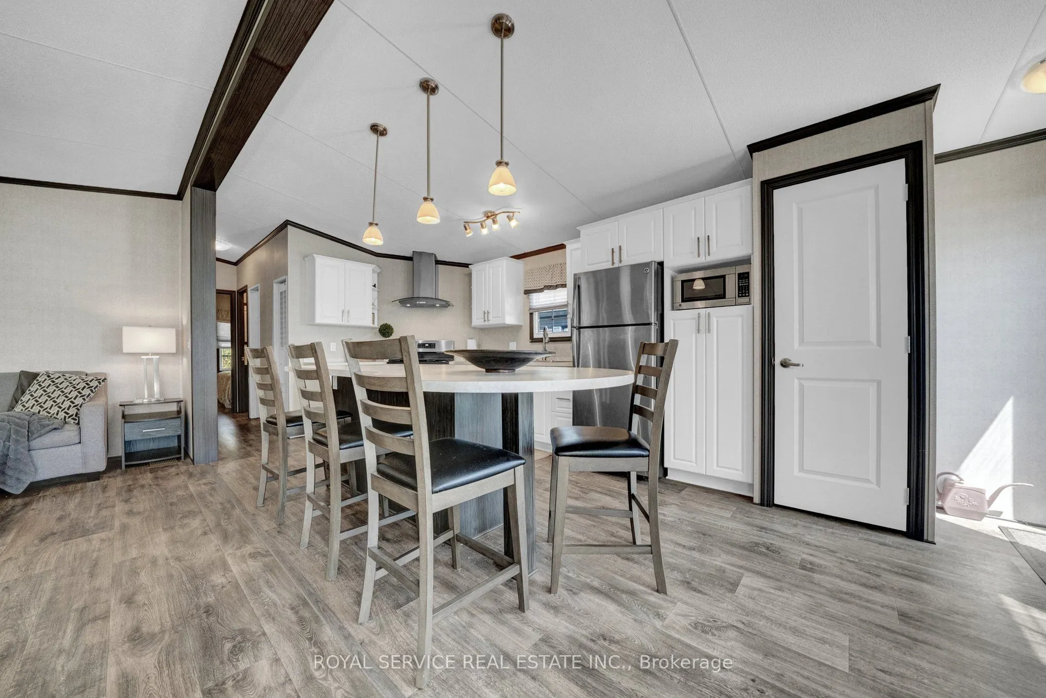 1235 Villiers Line, #66CH