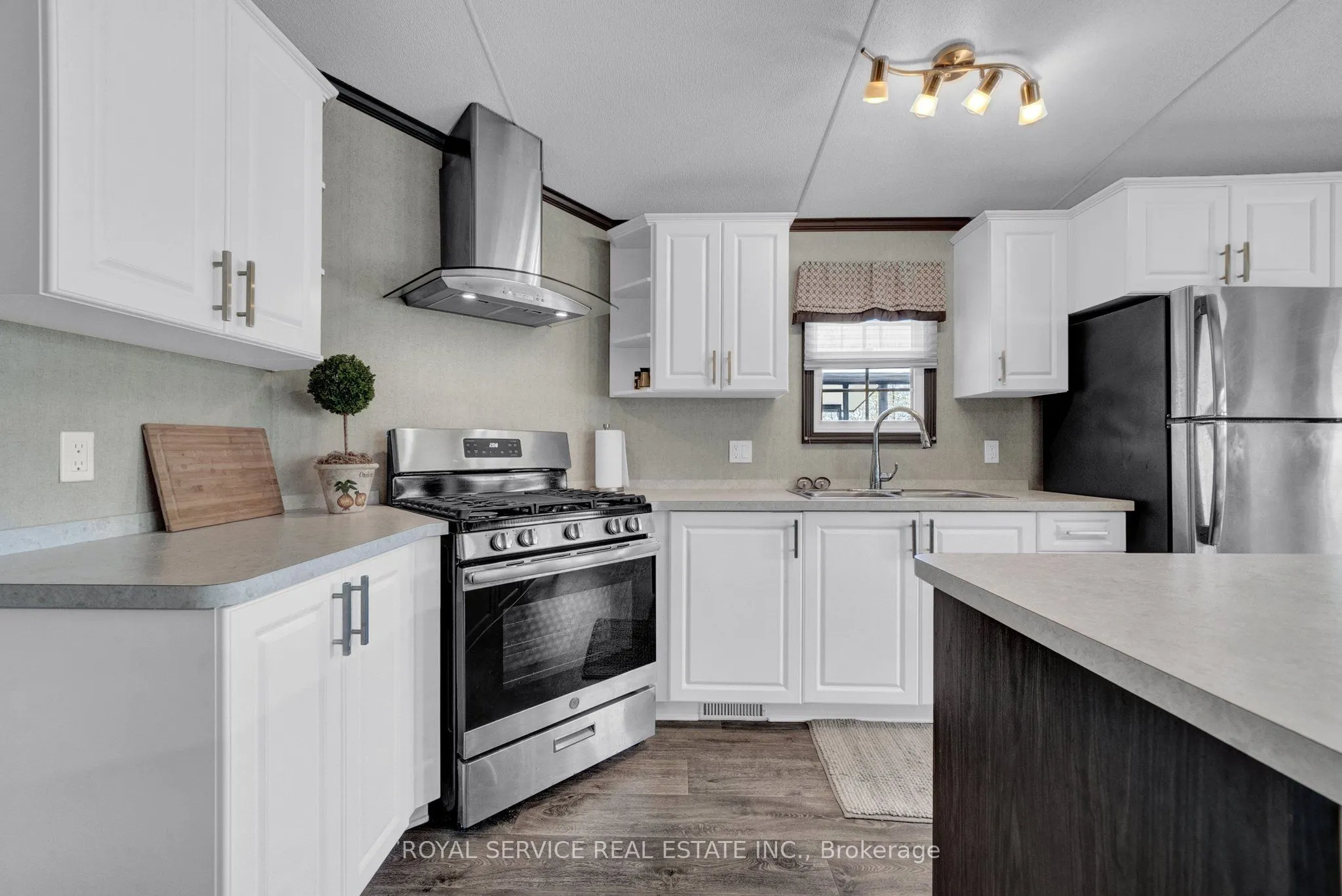 1235 Villiers Line, #66CH