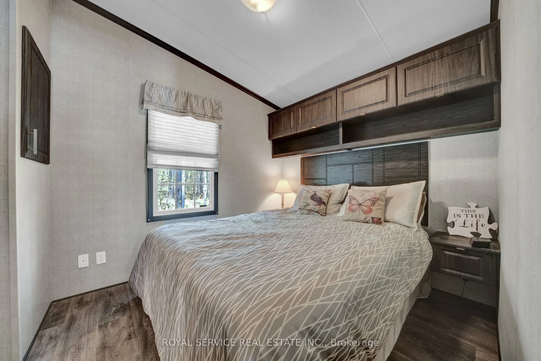 1235 Villiers Line, #66CH