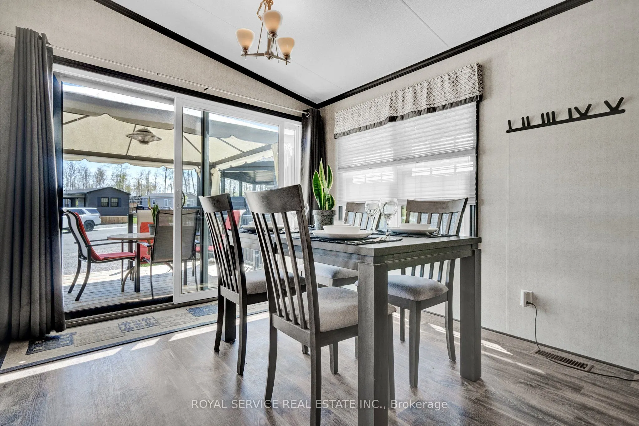 1235 Villiers Line, #66CH