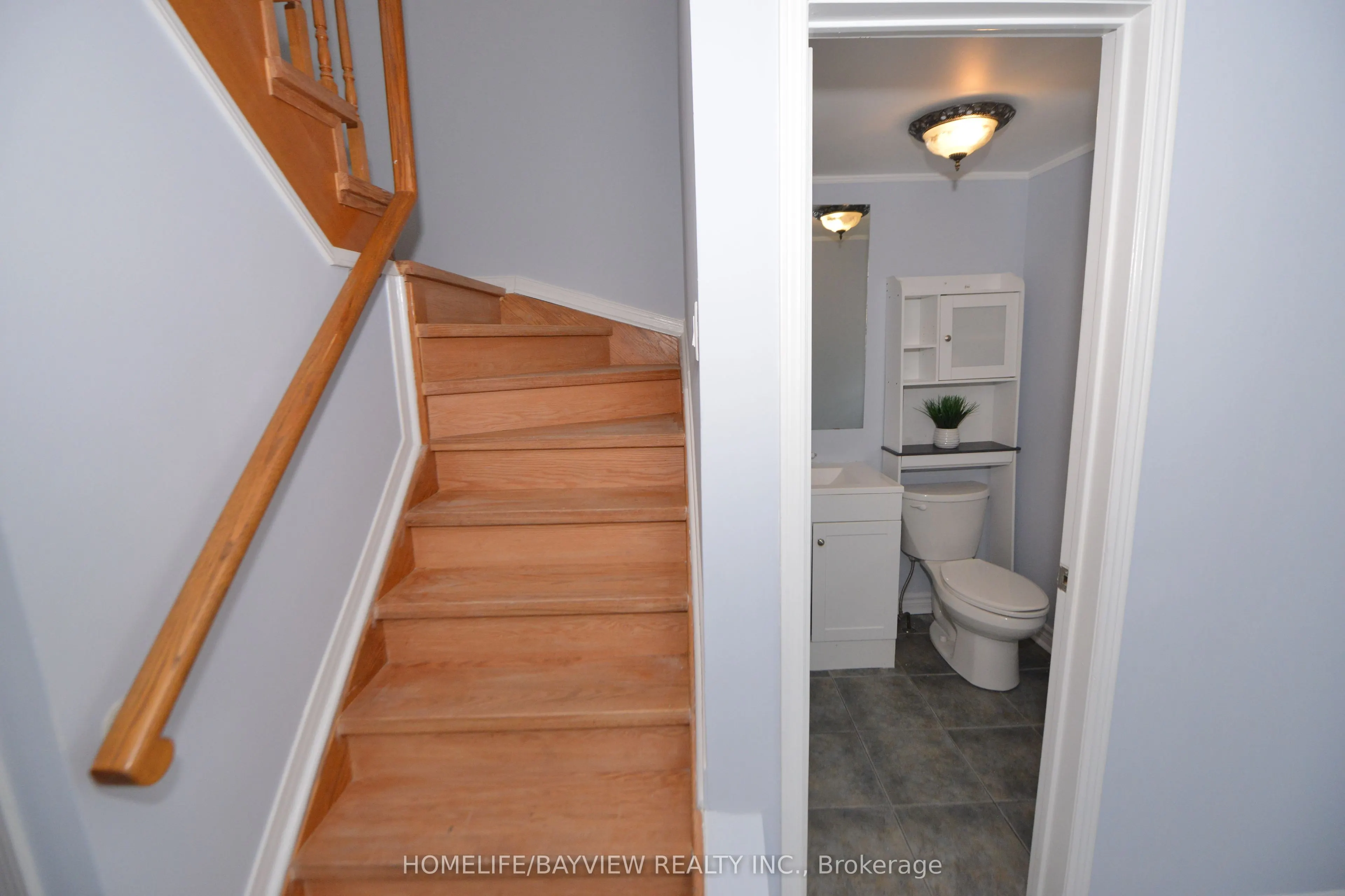 908 Fairbanks Road