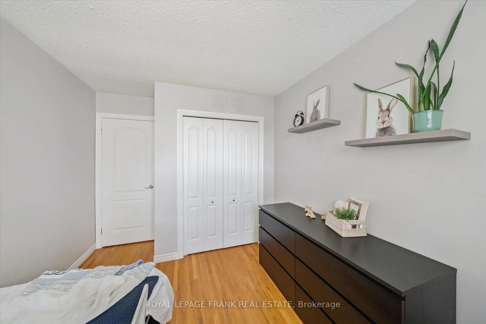 43 Elaine Drive